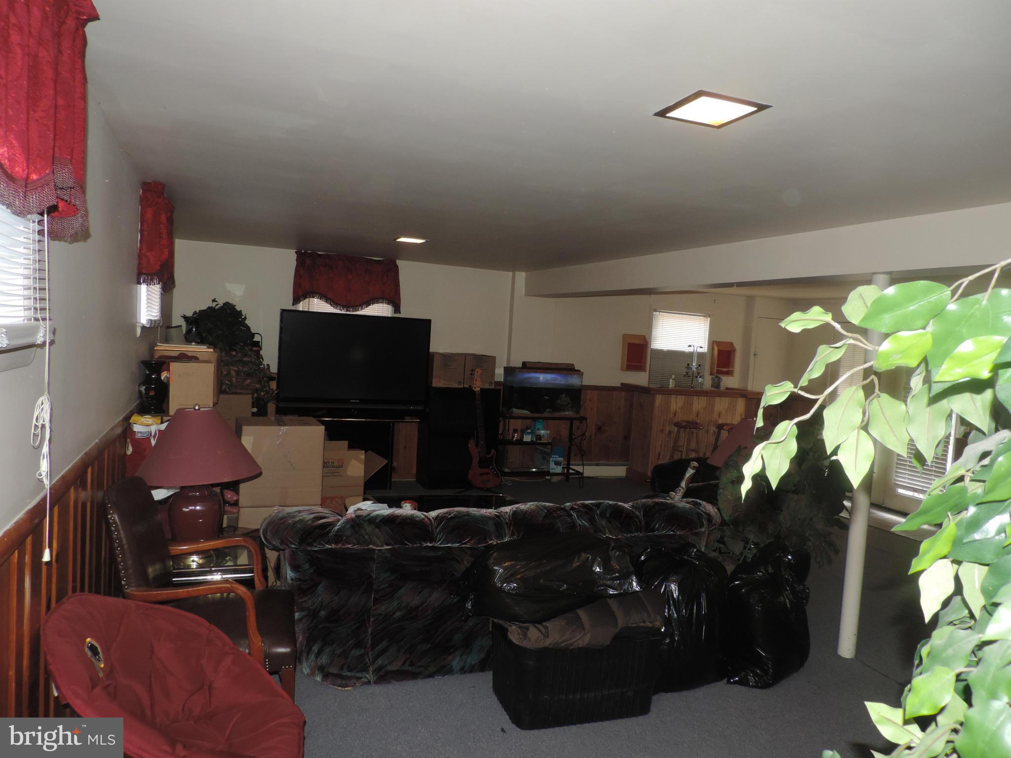 TEMPLE HILLS- POPES ADDN - Residential