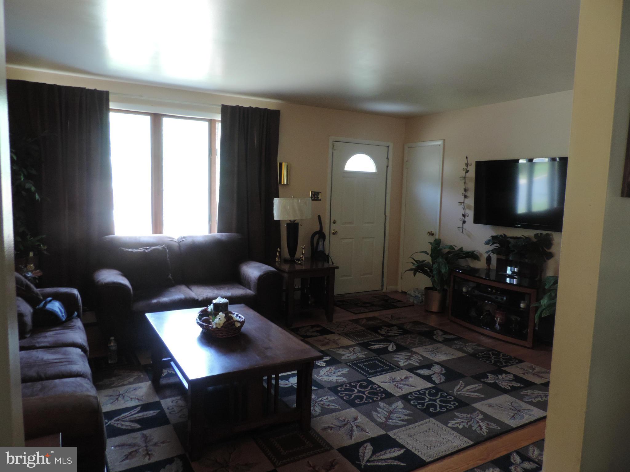 TEMPLE HILLS- POPES ADDN - Residential