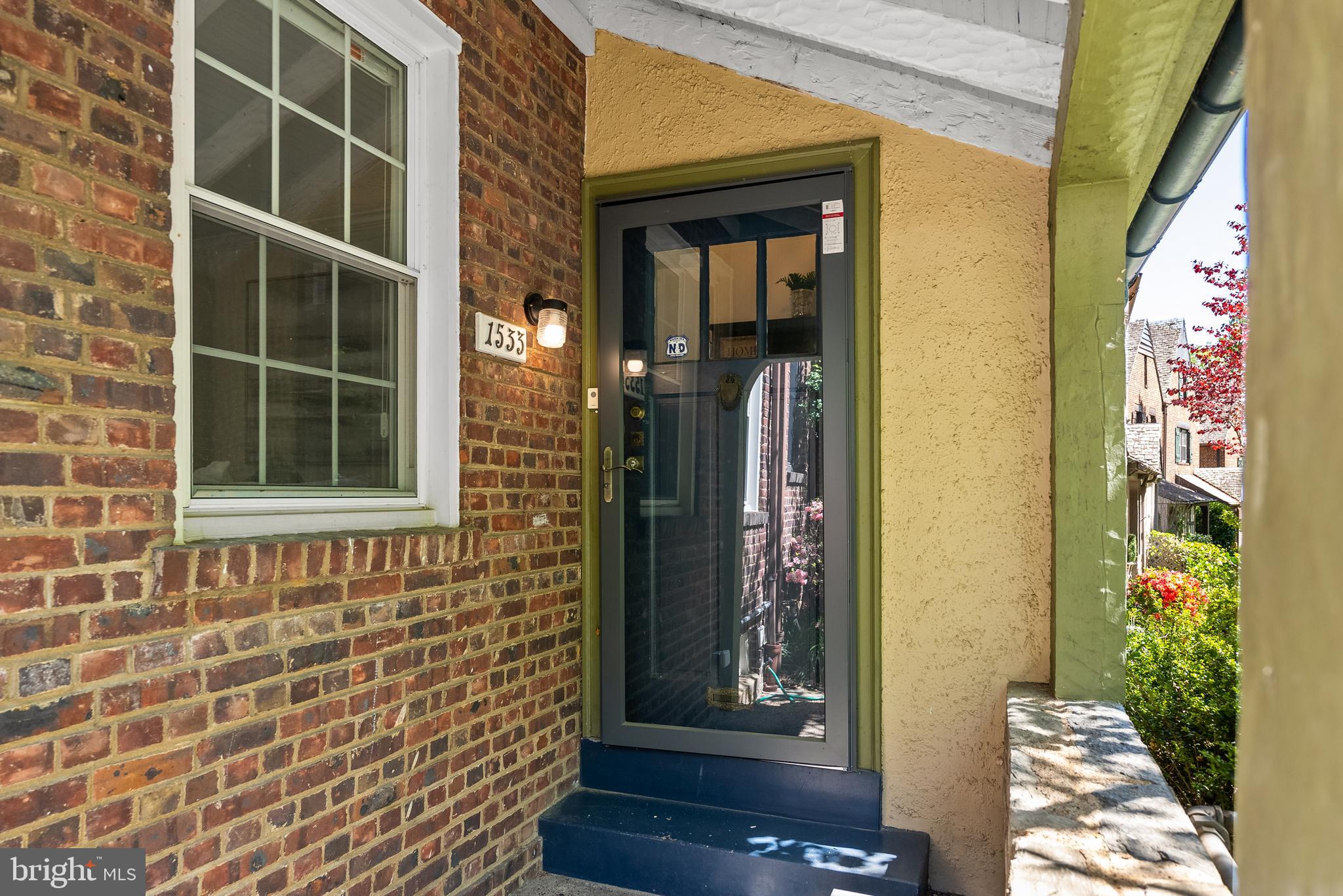 1533 44TH STREET NW