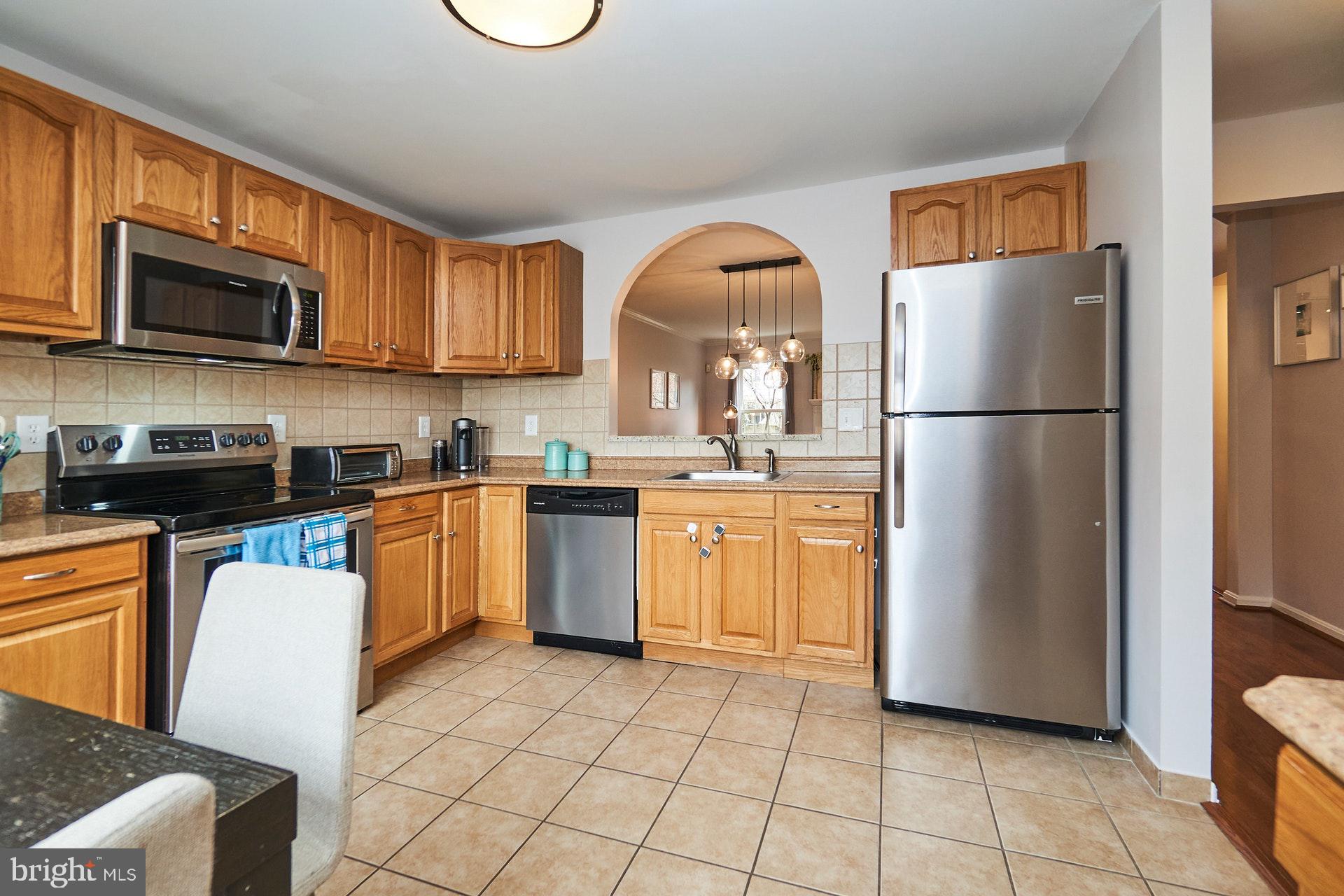 HOLLAND TOWNE - Residential