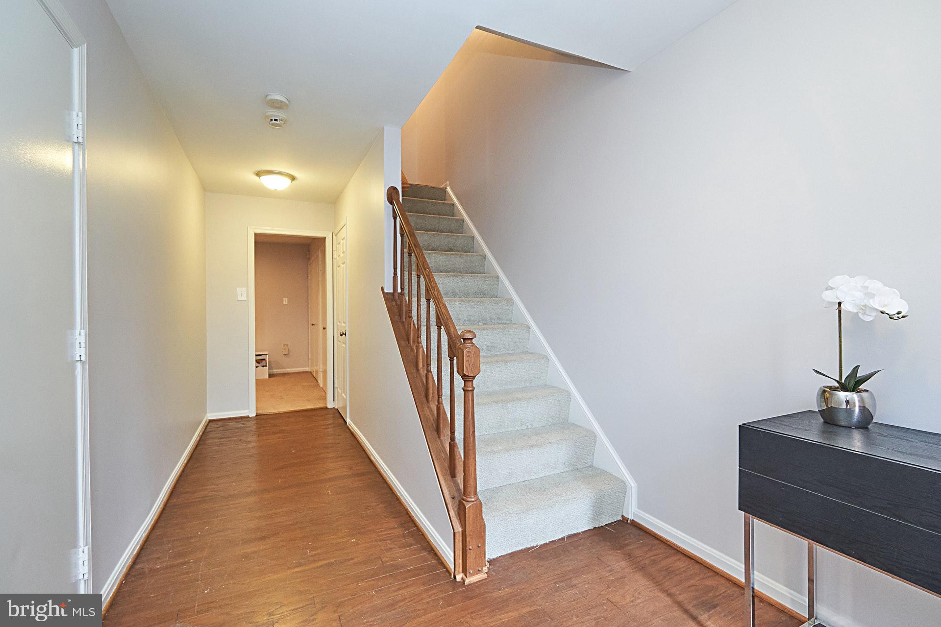 HOLLAND TOWNE - Residential