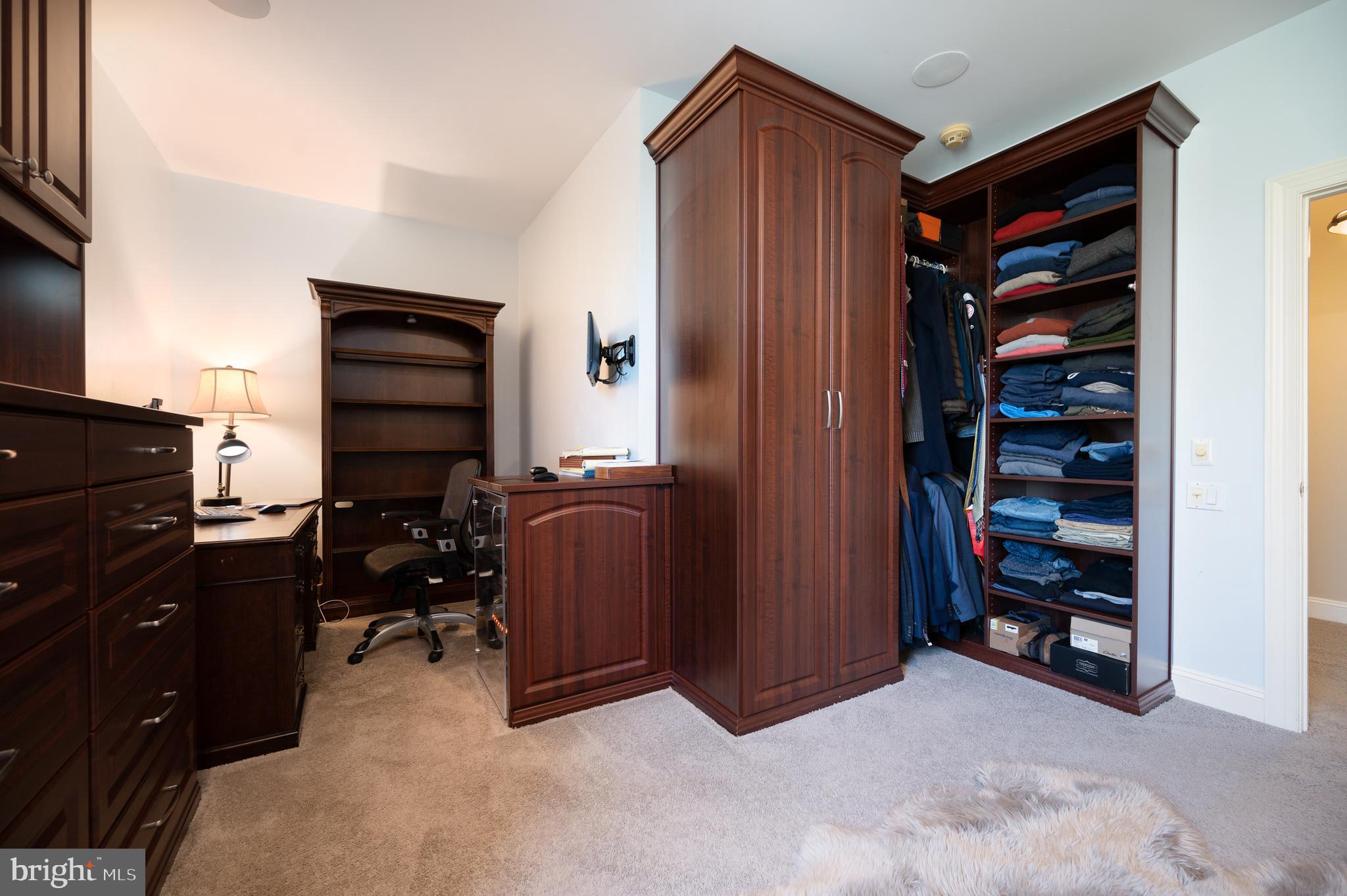 STONEY RUN - Residential