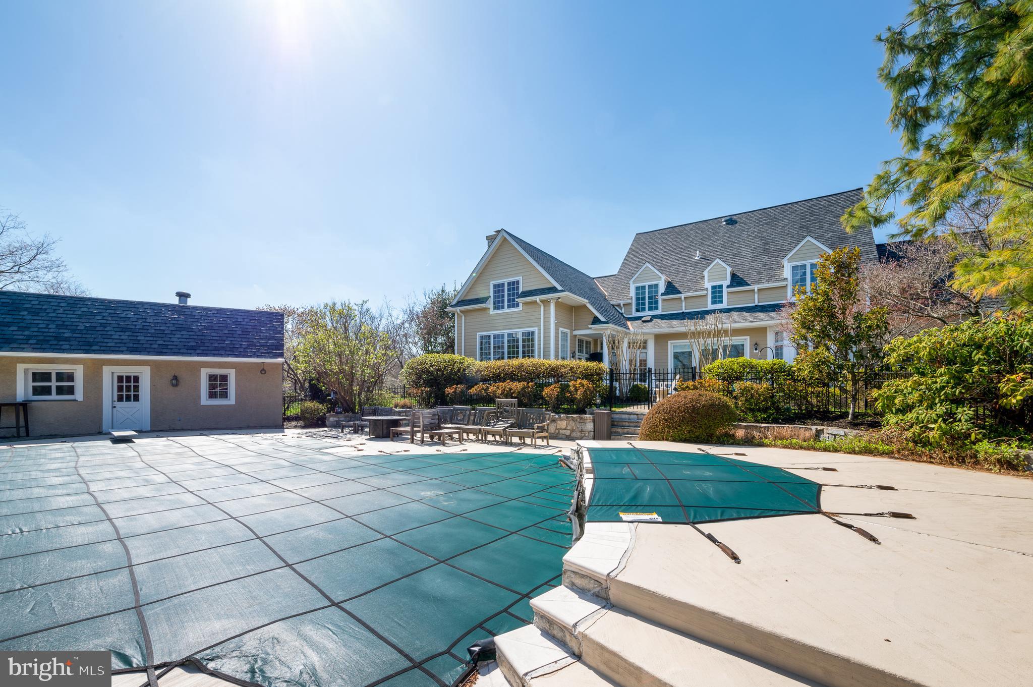 STONEY RUN - Residential