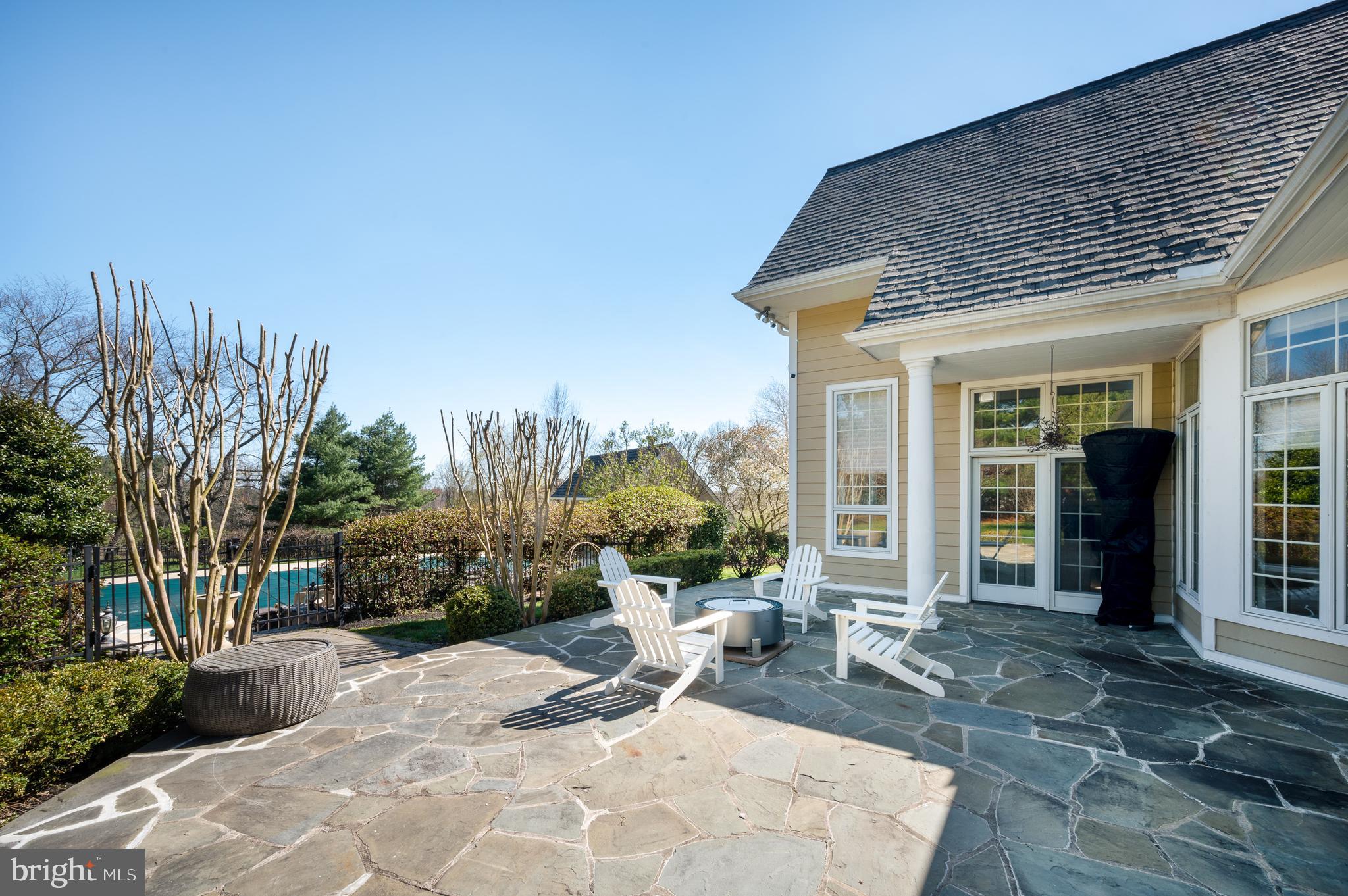 STONEY RUN - Residential