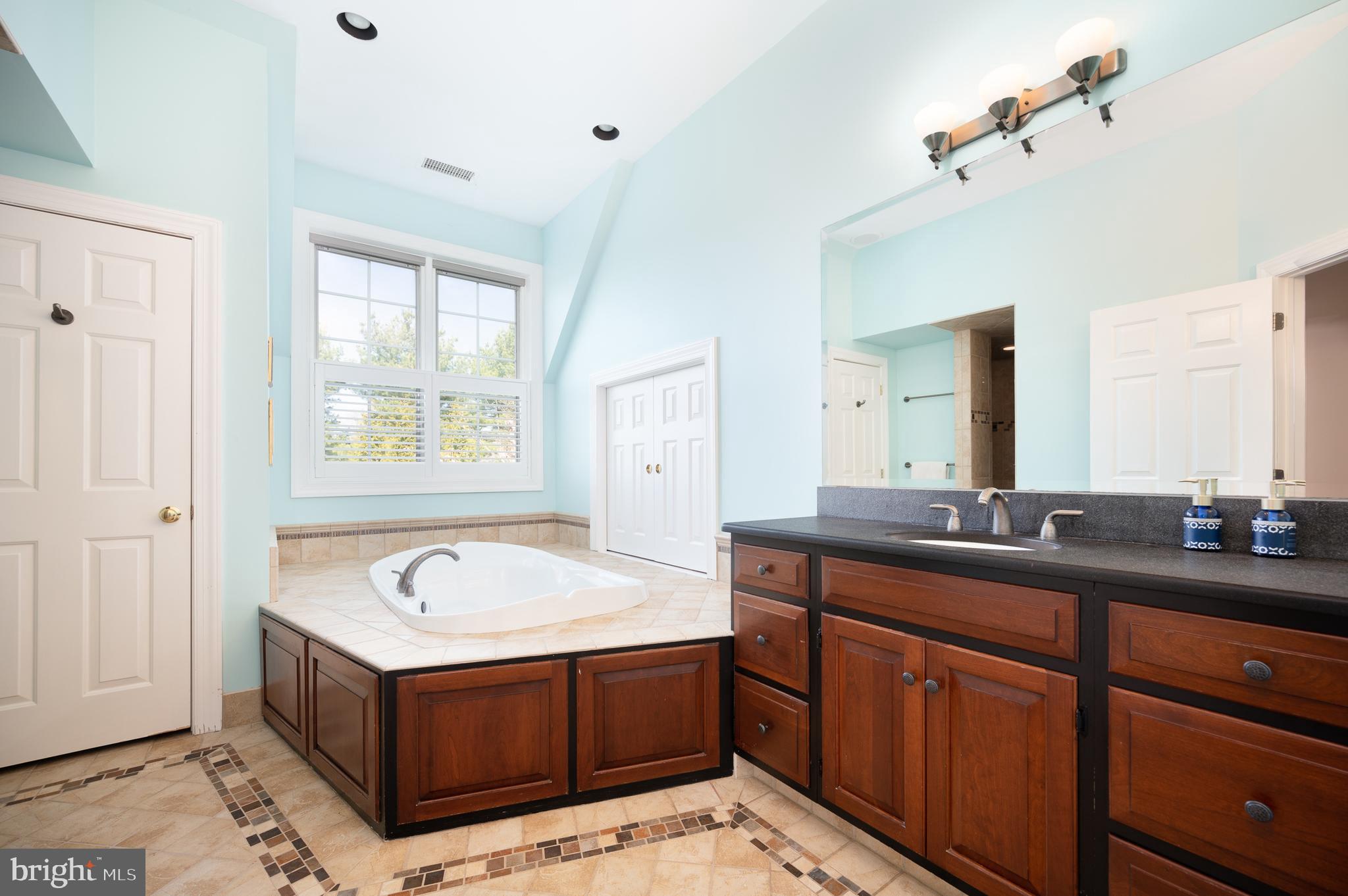 STONEY RUN - Residential