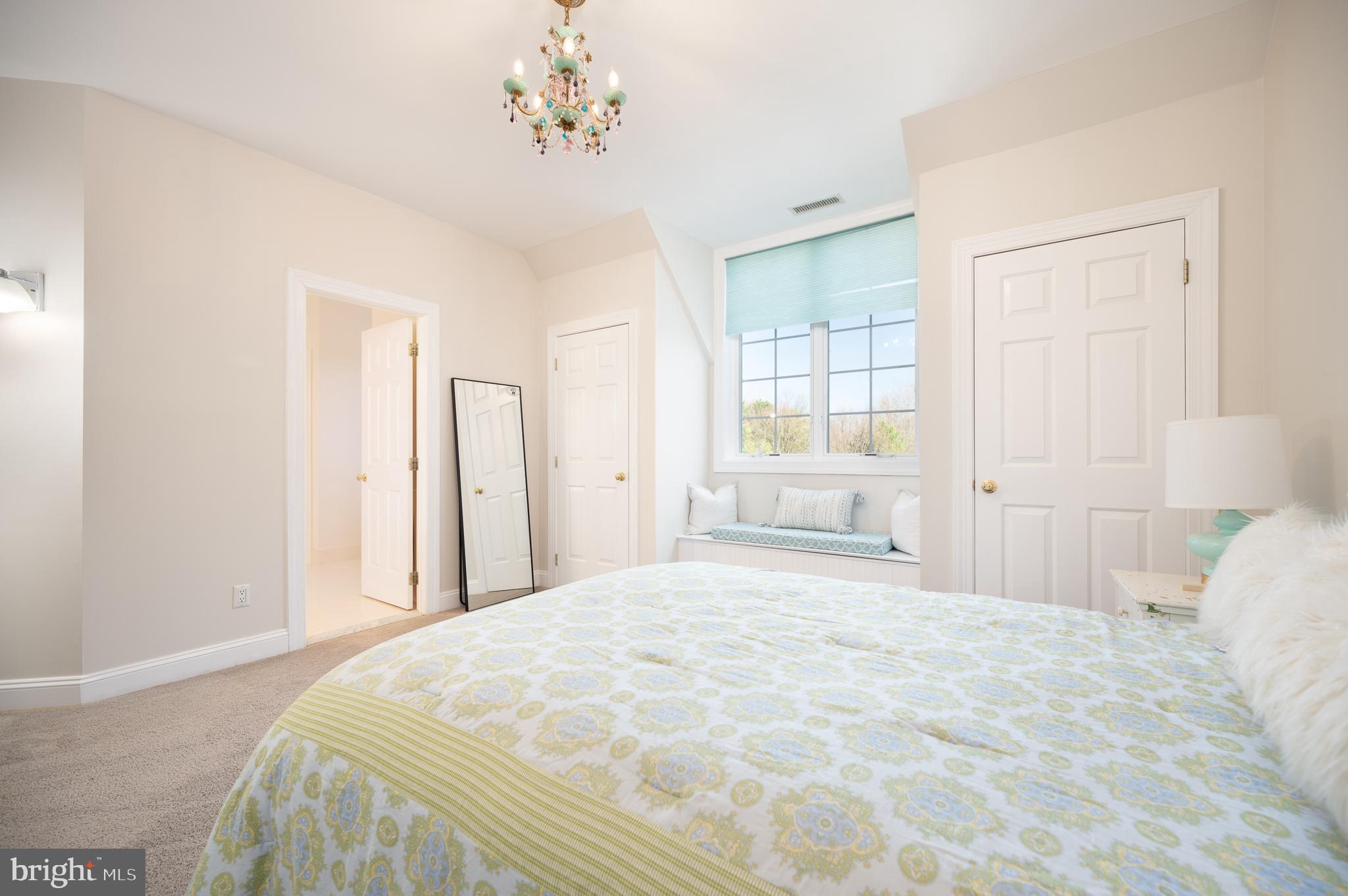 STONEY RUN - Residential