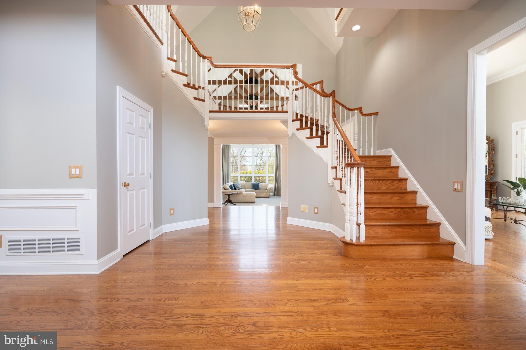 STONEY RUN - Residential