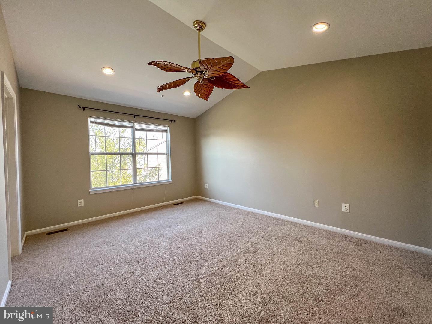 VILLAGE OF LONG REACH - Residential Lease