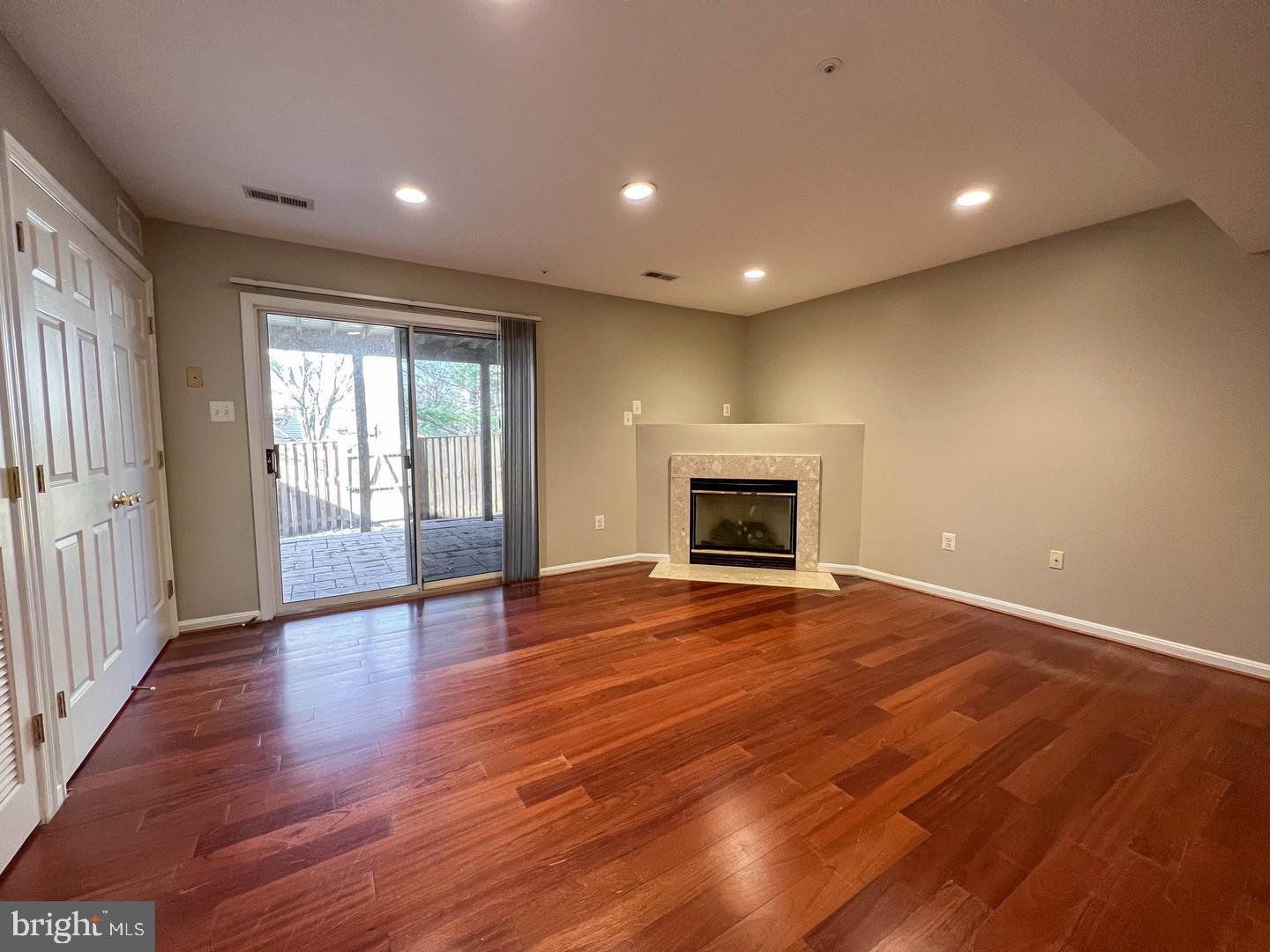 VILLAGE OF LONG REACH - Residential Lease