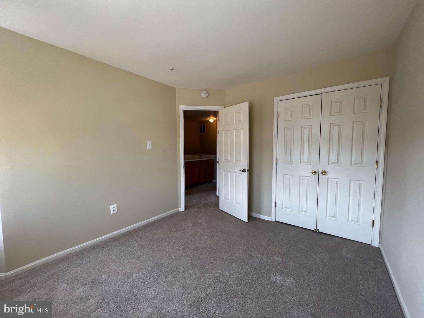 VILLAGE OF LONG REACH - Residential Lease