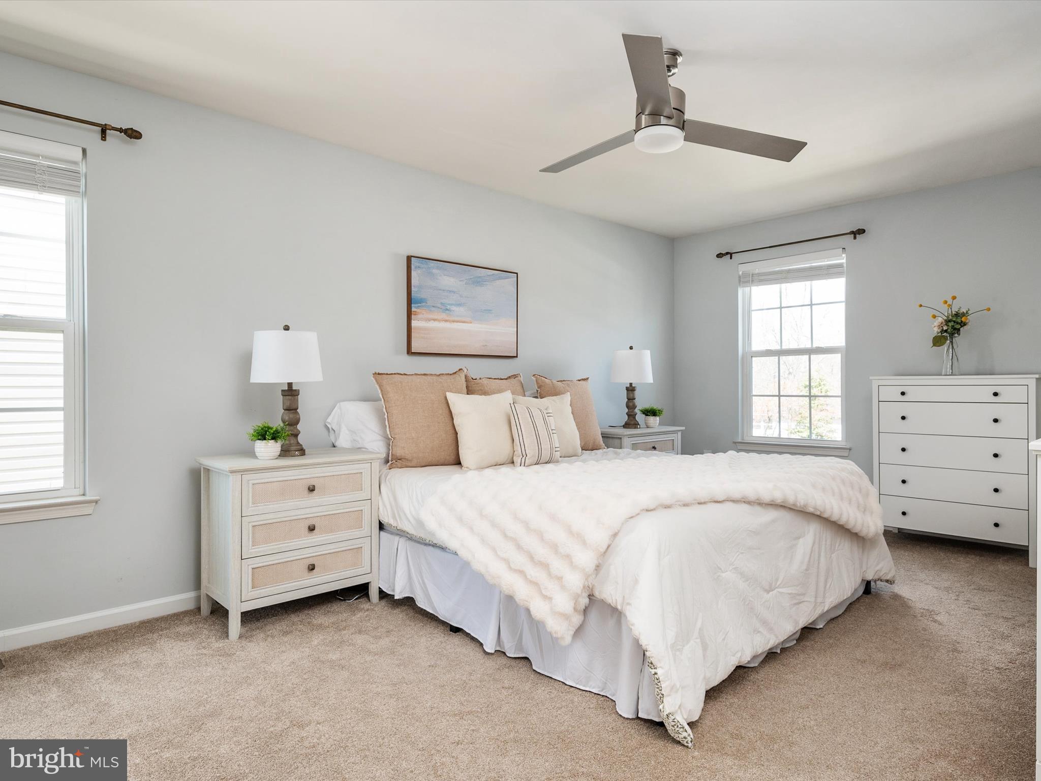 COLONIAL WOODS - Residential