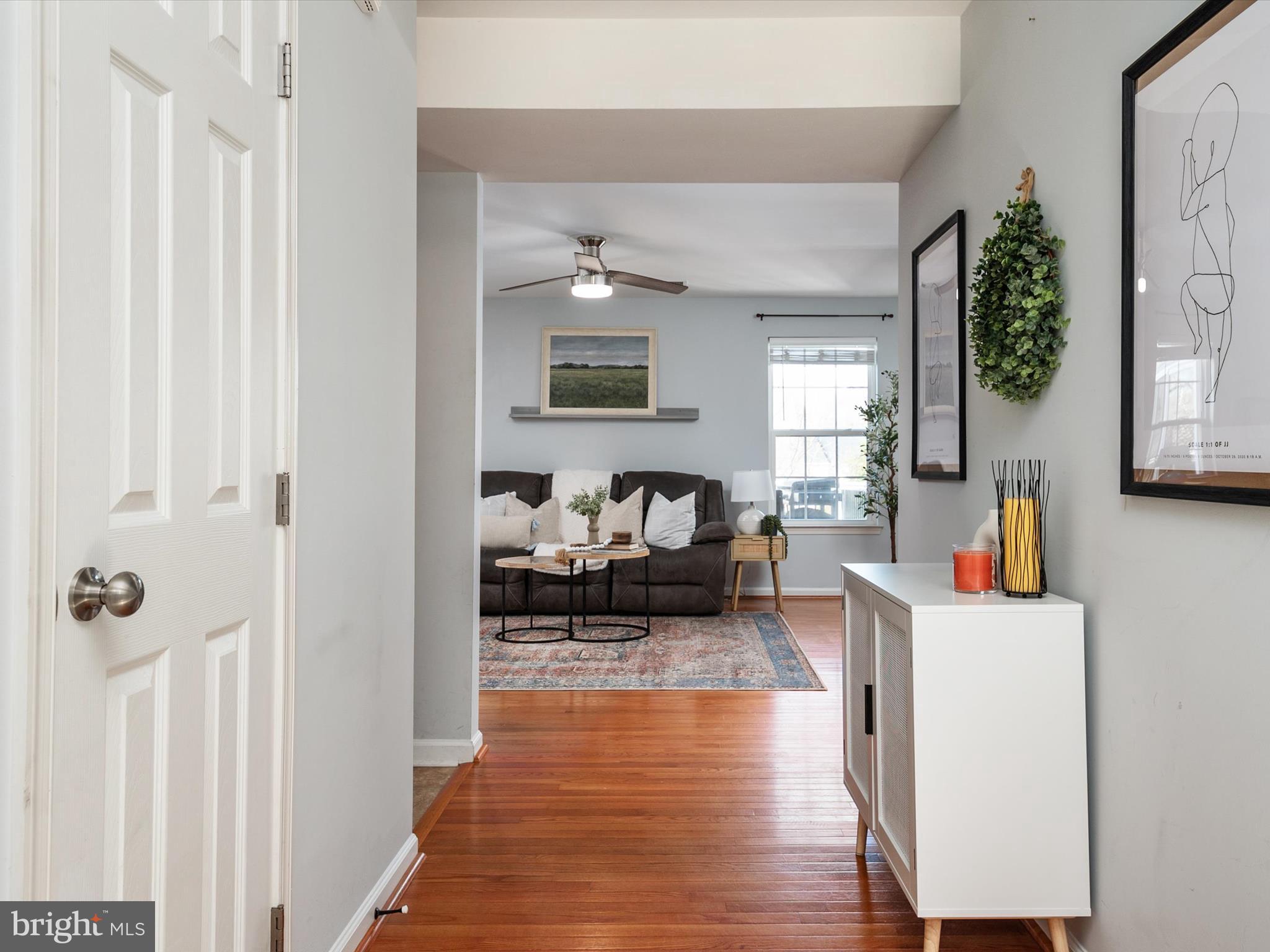 COLONIAL WOODS - Residential