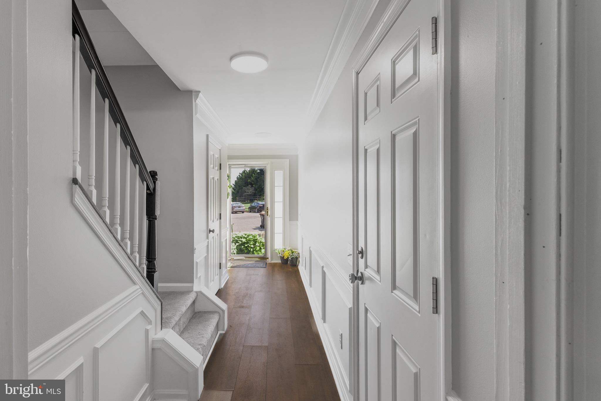 34 CRENSHAW COURT