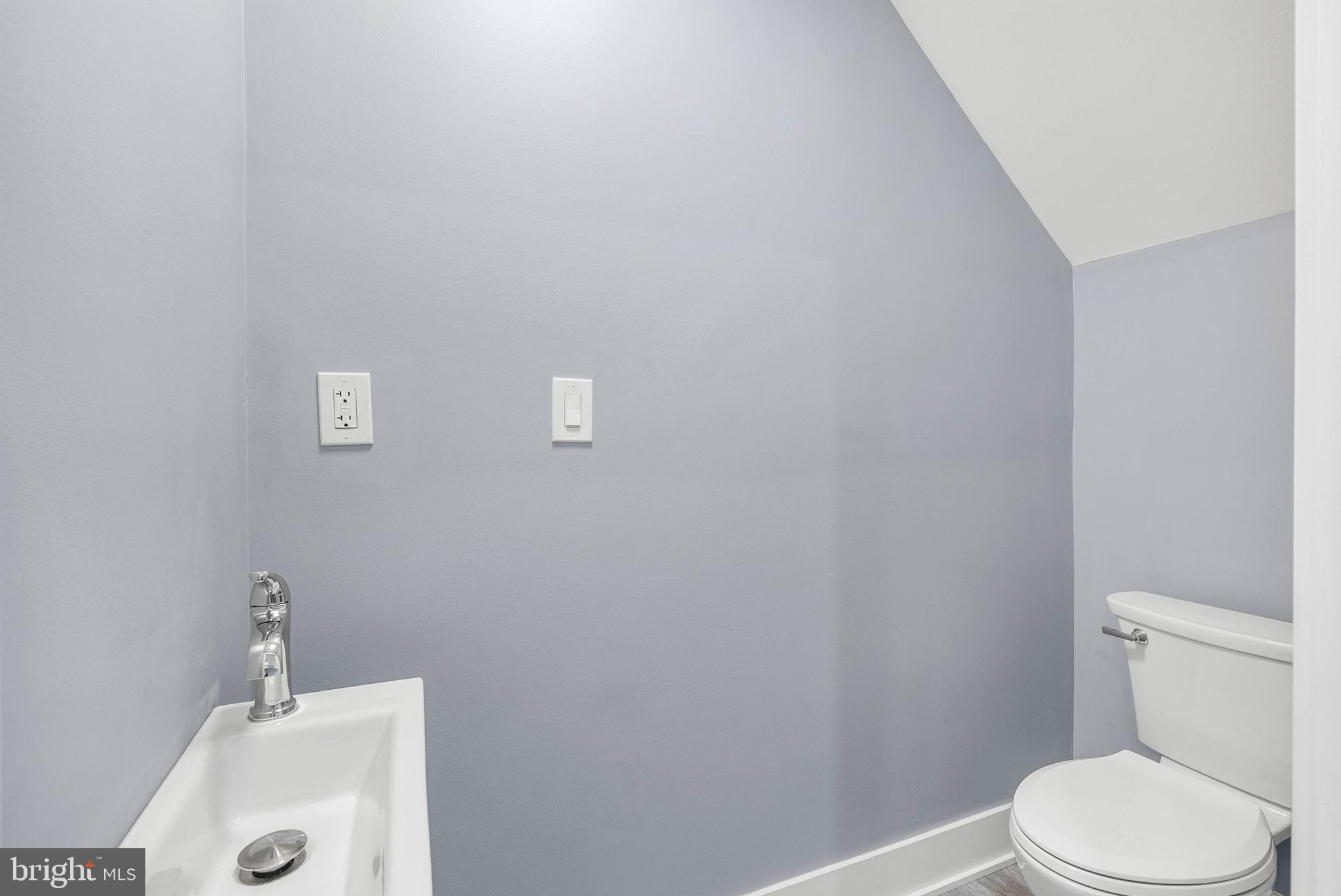 POINT BREEZE - Residential