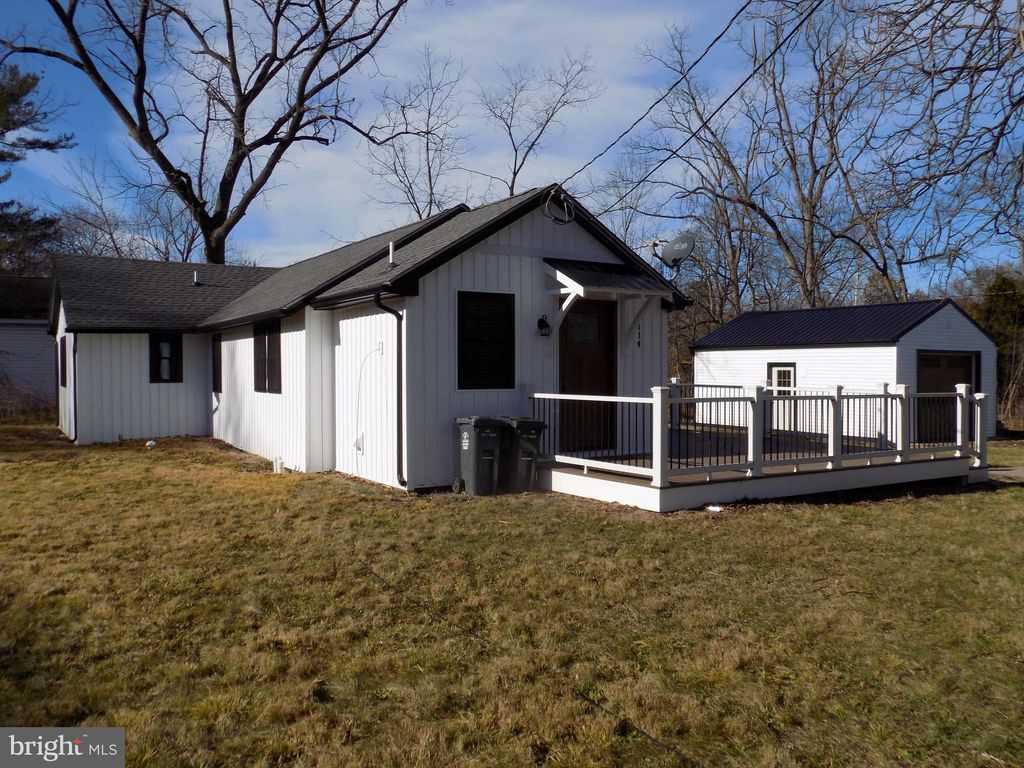 Photo of 114 N Penrose Street, QUAKERTOWN, PA 18951 (MLS # PABU2110286)