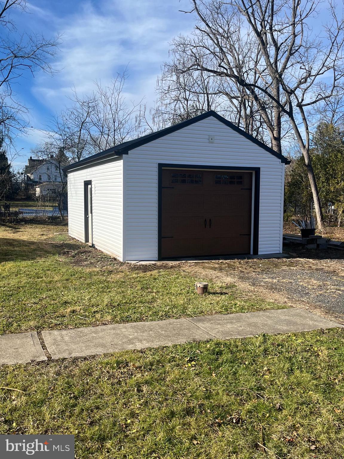 NON AVAILABLE - Residential Lease