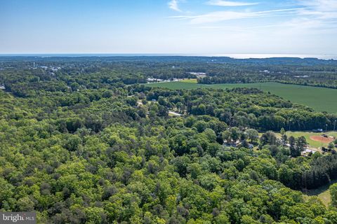 27-297A IRVINGTON ROAD IRVINGTON VA 22480