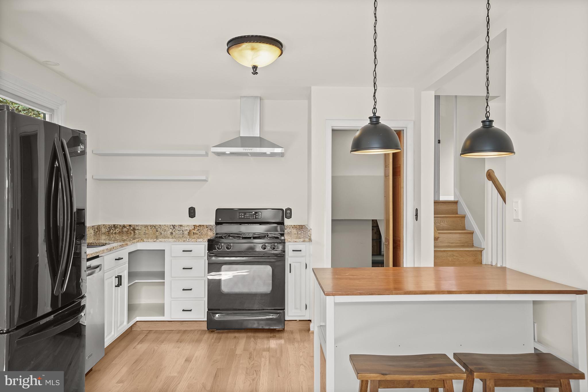 SEVERNA PARK - Residential