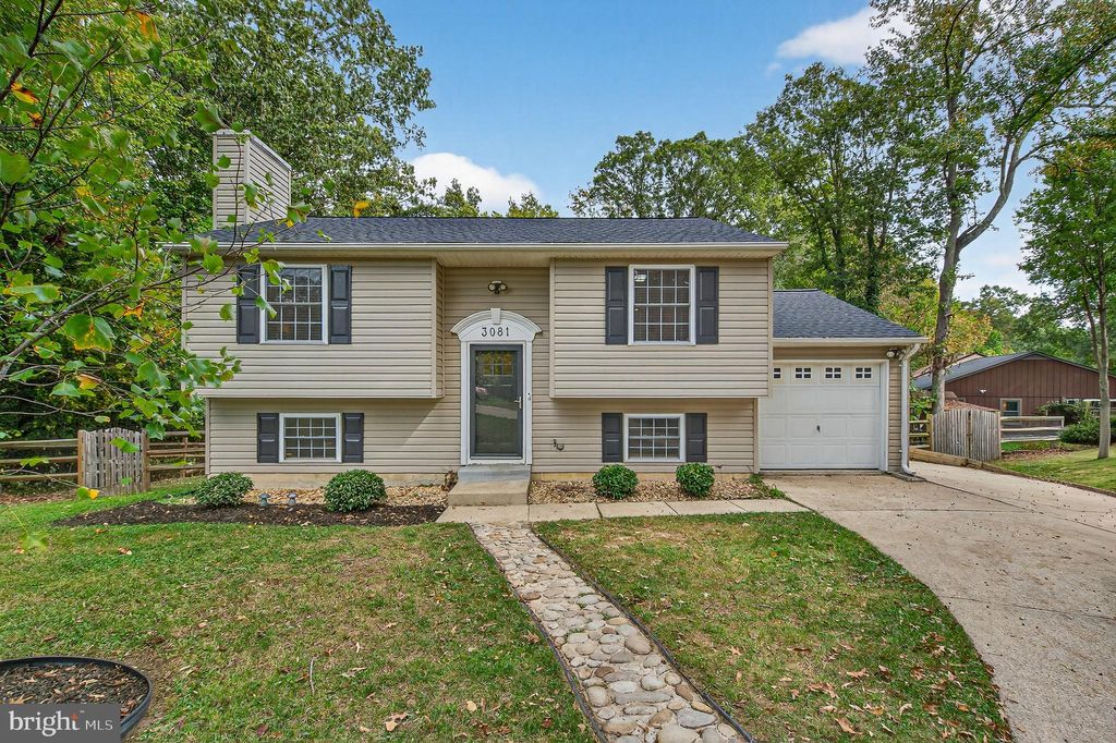 Photo of 3081 Dorsey Court, WALDORF, MD 20602 (MLS # MDCH2047656)