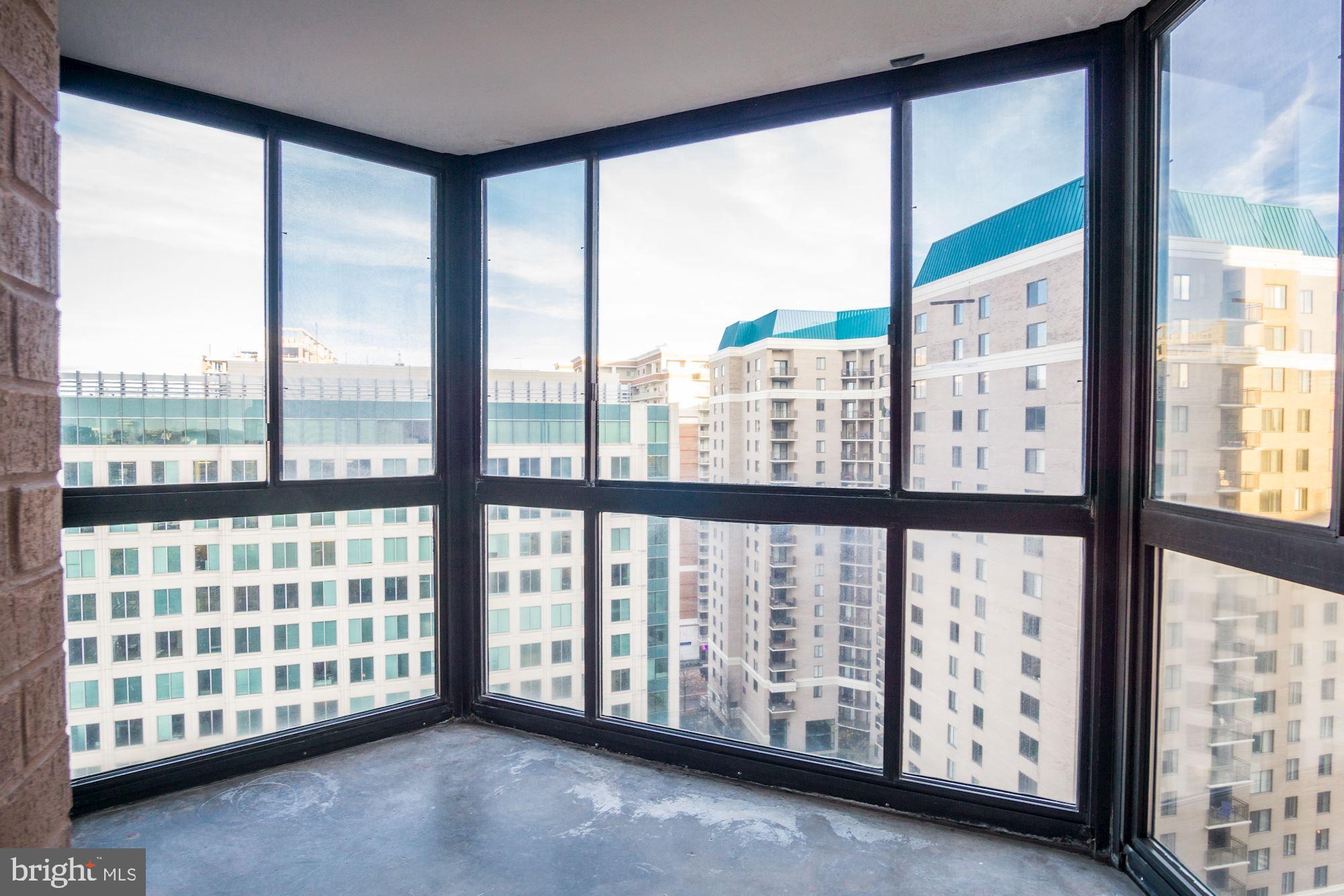 ALTA VISTA - Residential Lease