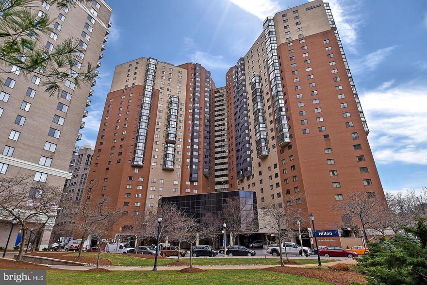 Lovely 2BR, 2BA condo in awesome location, right on top of the metro! Walk to Ballston Quarter! Renovated kitchen and floor to ceiling windows on enclosed balcony offer great views from the 17th floor. Carpet will be shampooed prior to move-in. Must have good credit and no more than 2 incomes to qualify.