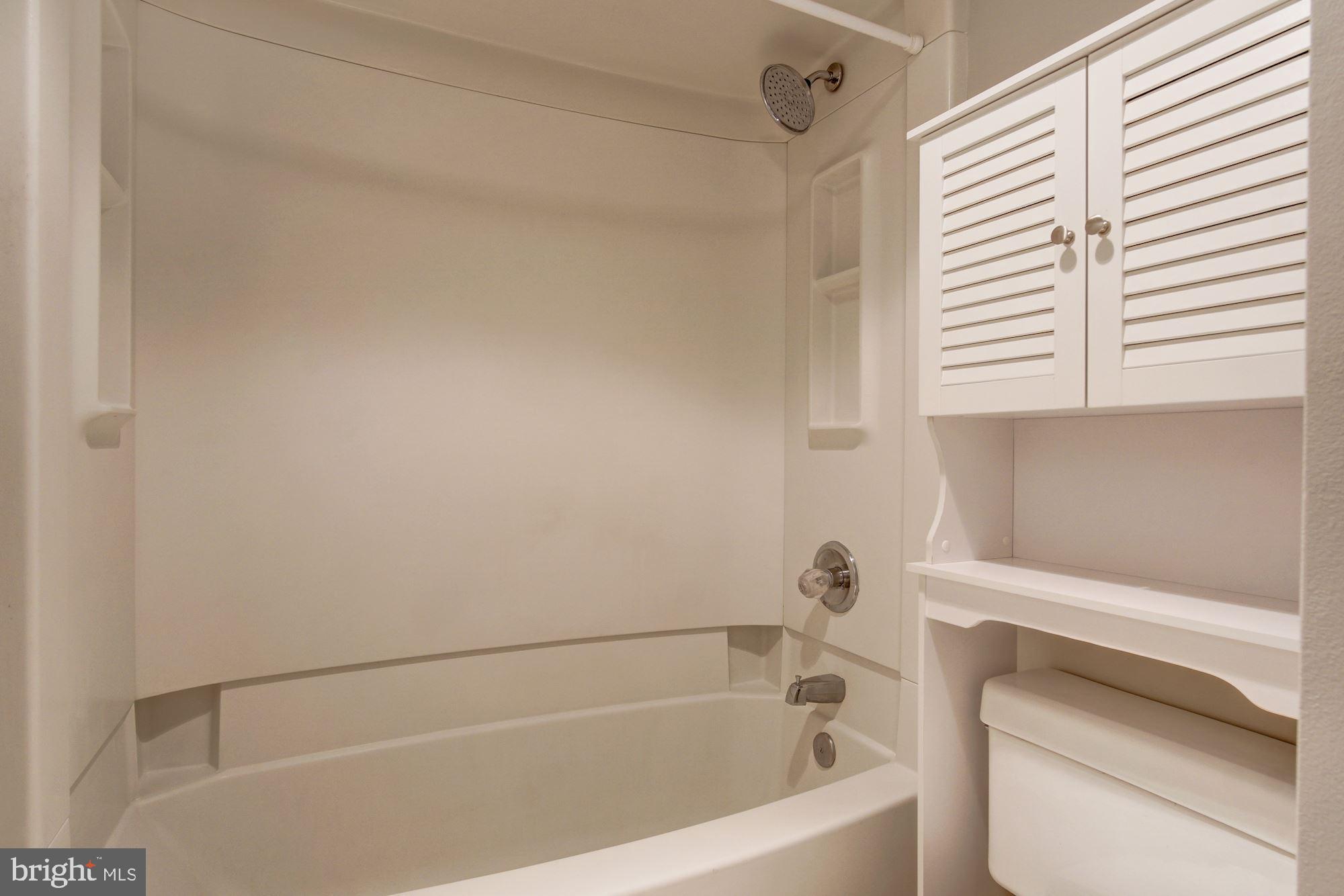 ALTA VISTA - Residential Lease