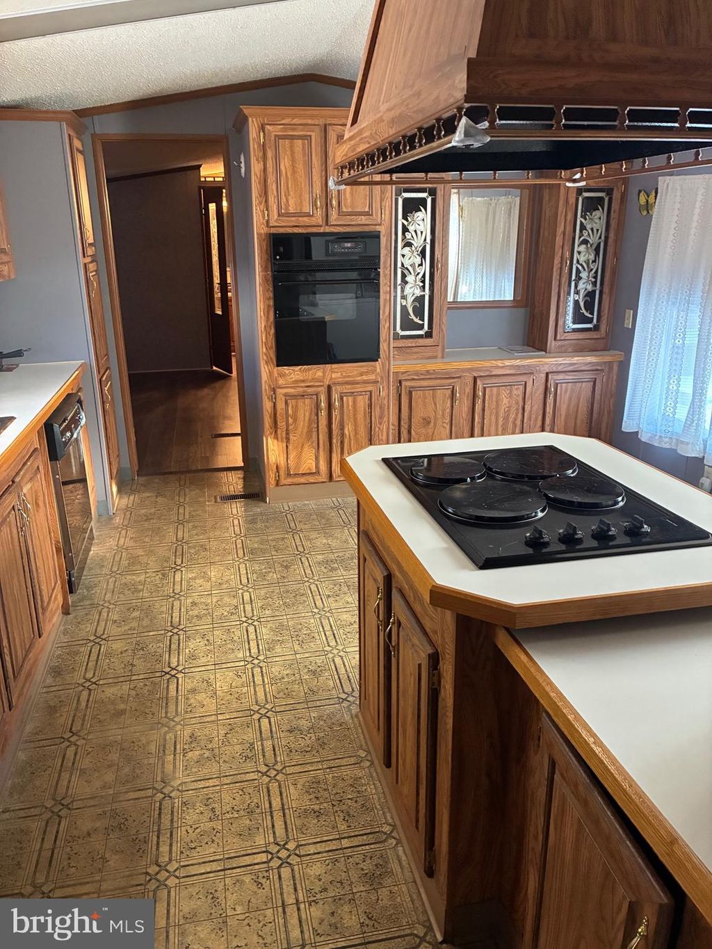 Photo of 1011 Yarrow Avenue, READING, PA 19605 (MLS # PABK2066474)