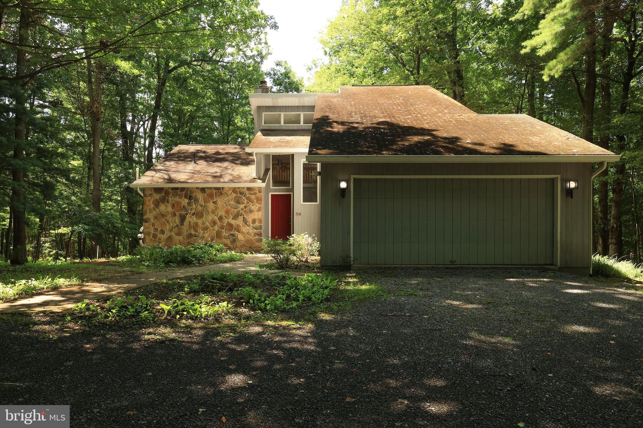 50 TOMS LANE