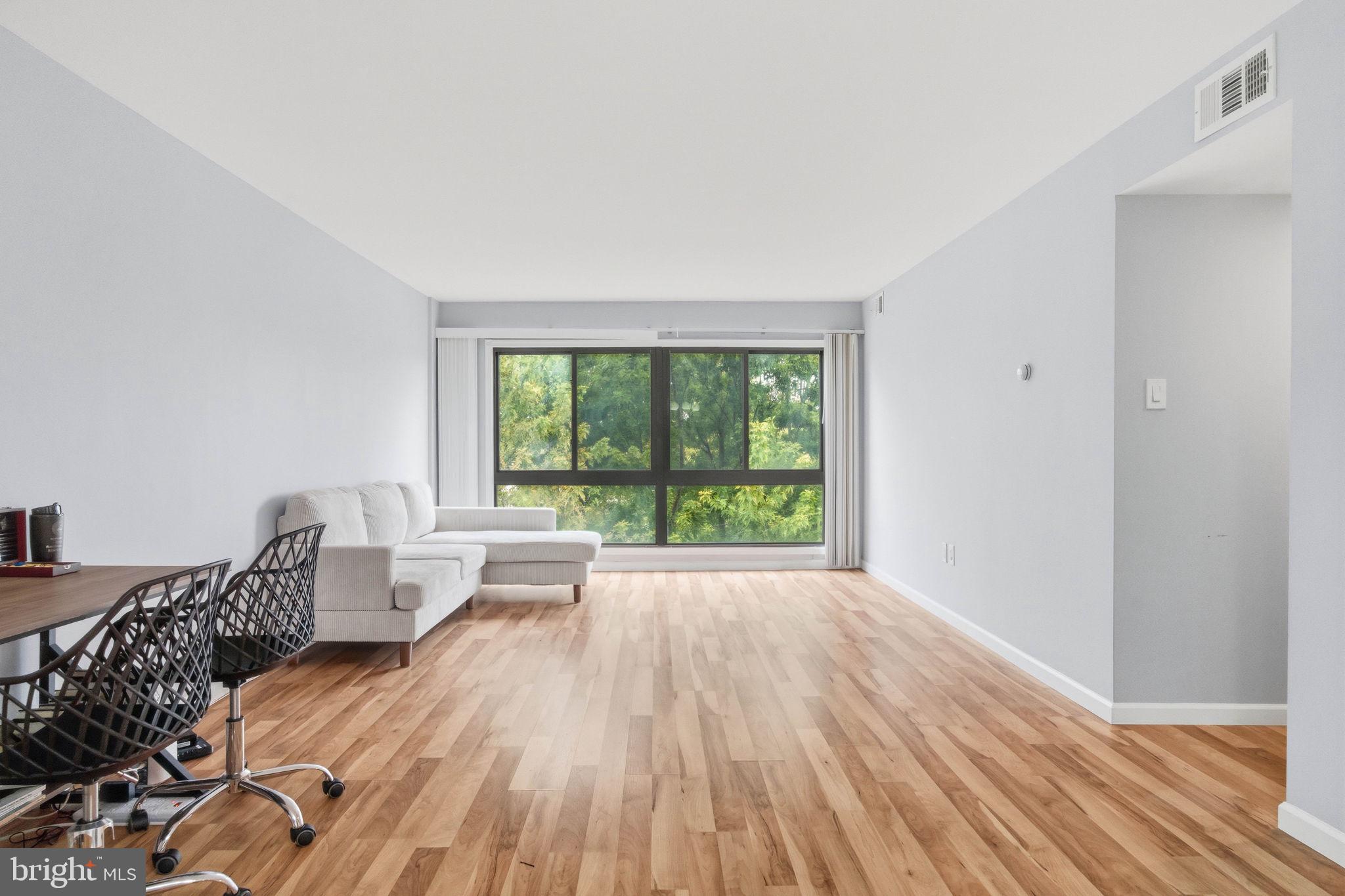 RHAWNHURST - Residential