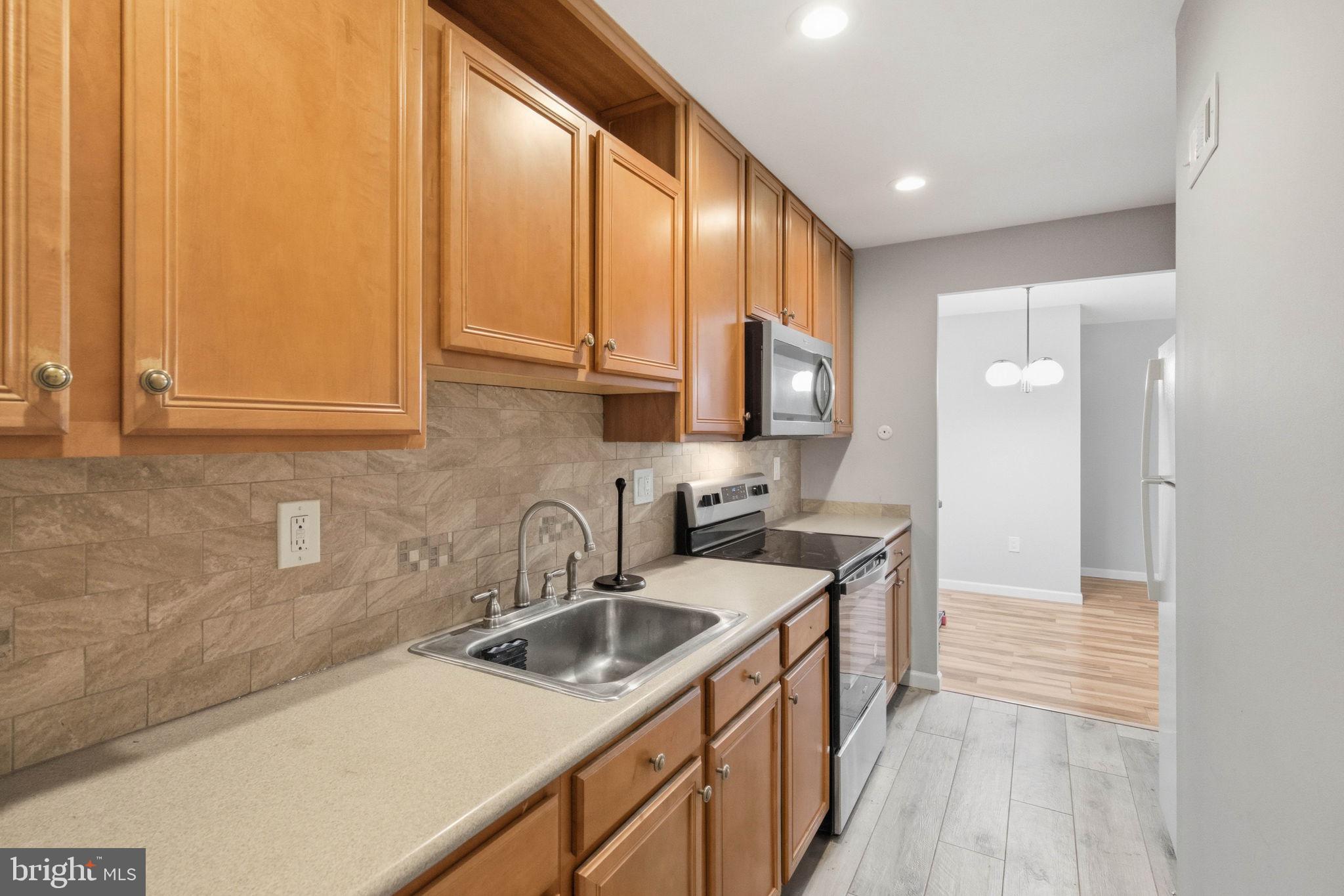 RHAWNHURST - Residential