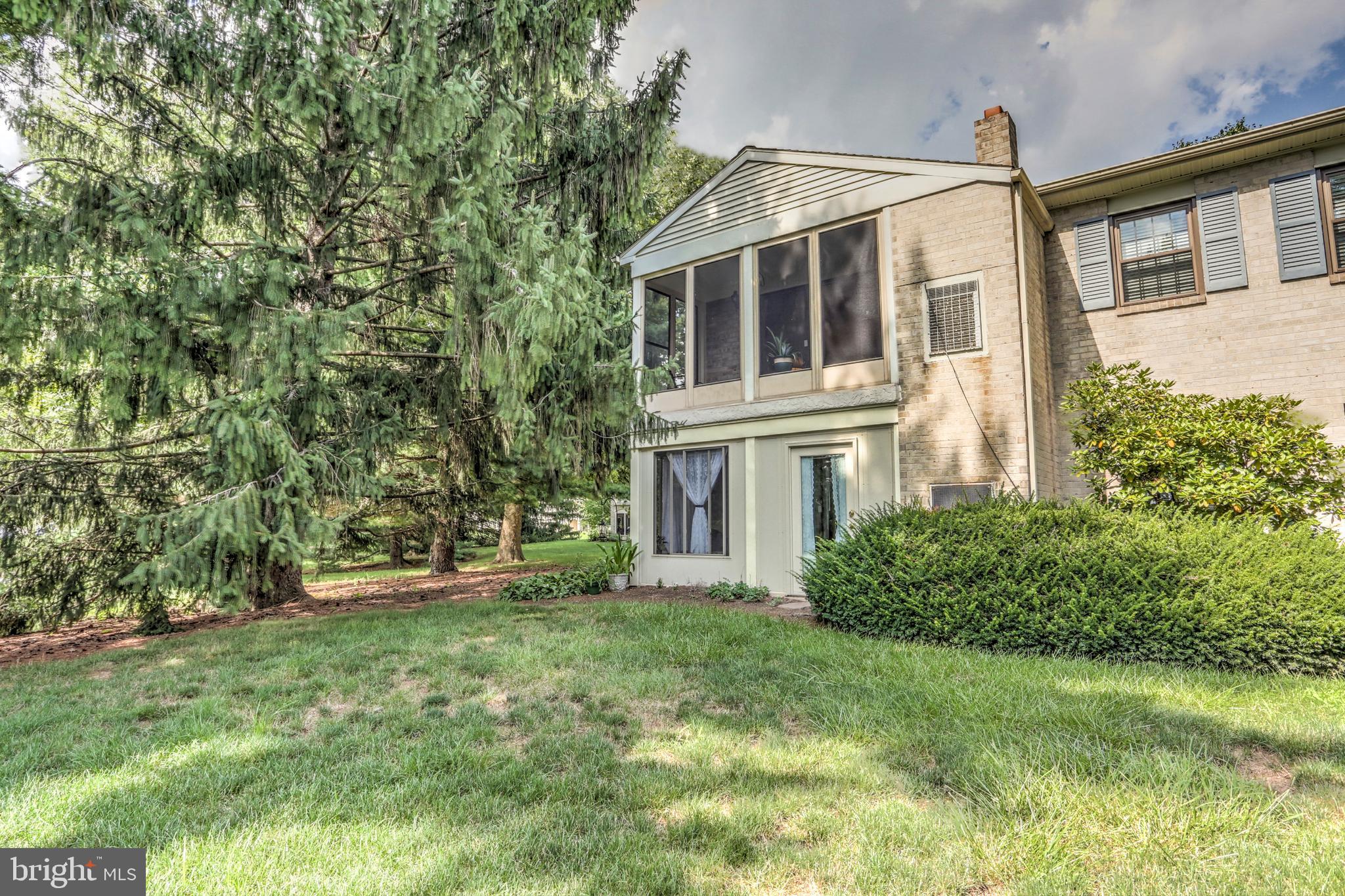VALLEYBROOK ESTATES - Residential