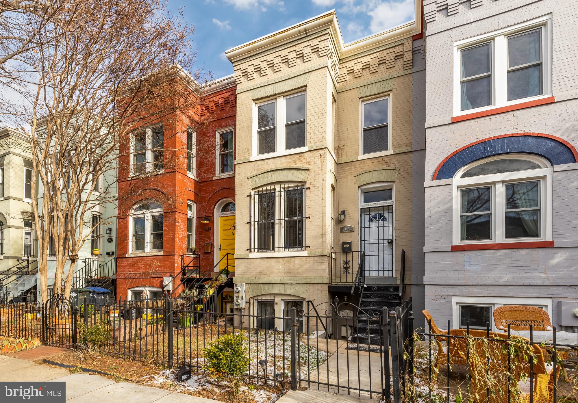 1033 5TH STREET NE A