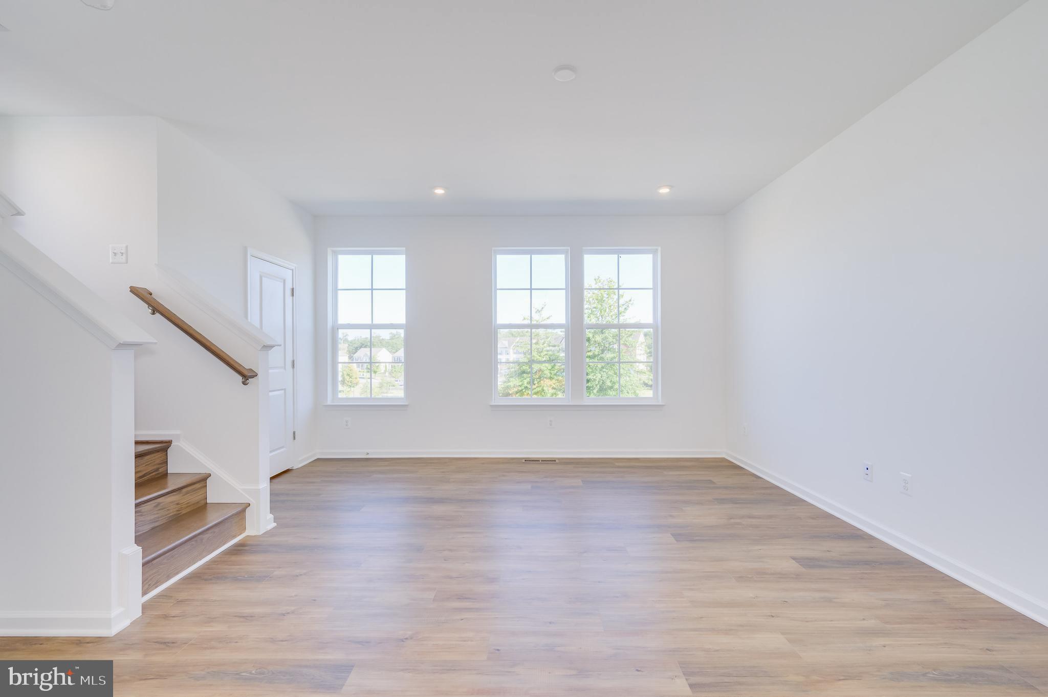 MARTINSBURG STATION - Residential Lease