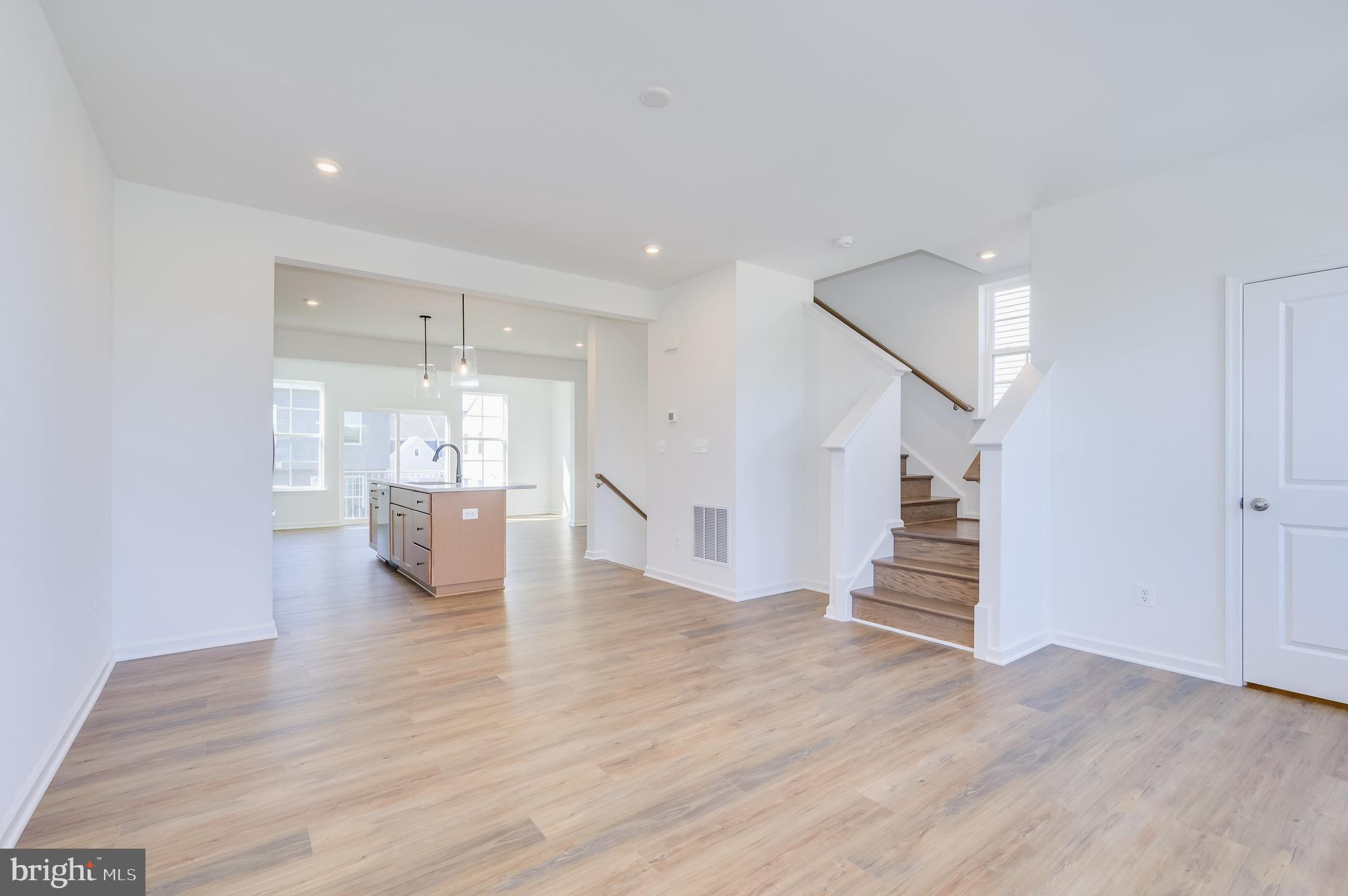 MARTINSBURG STATION - Residential Lease