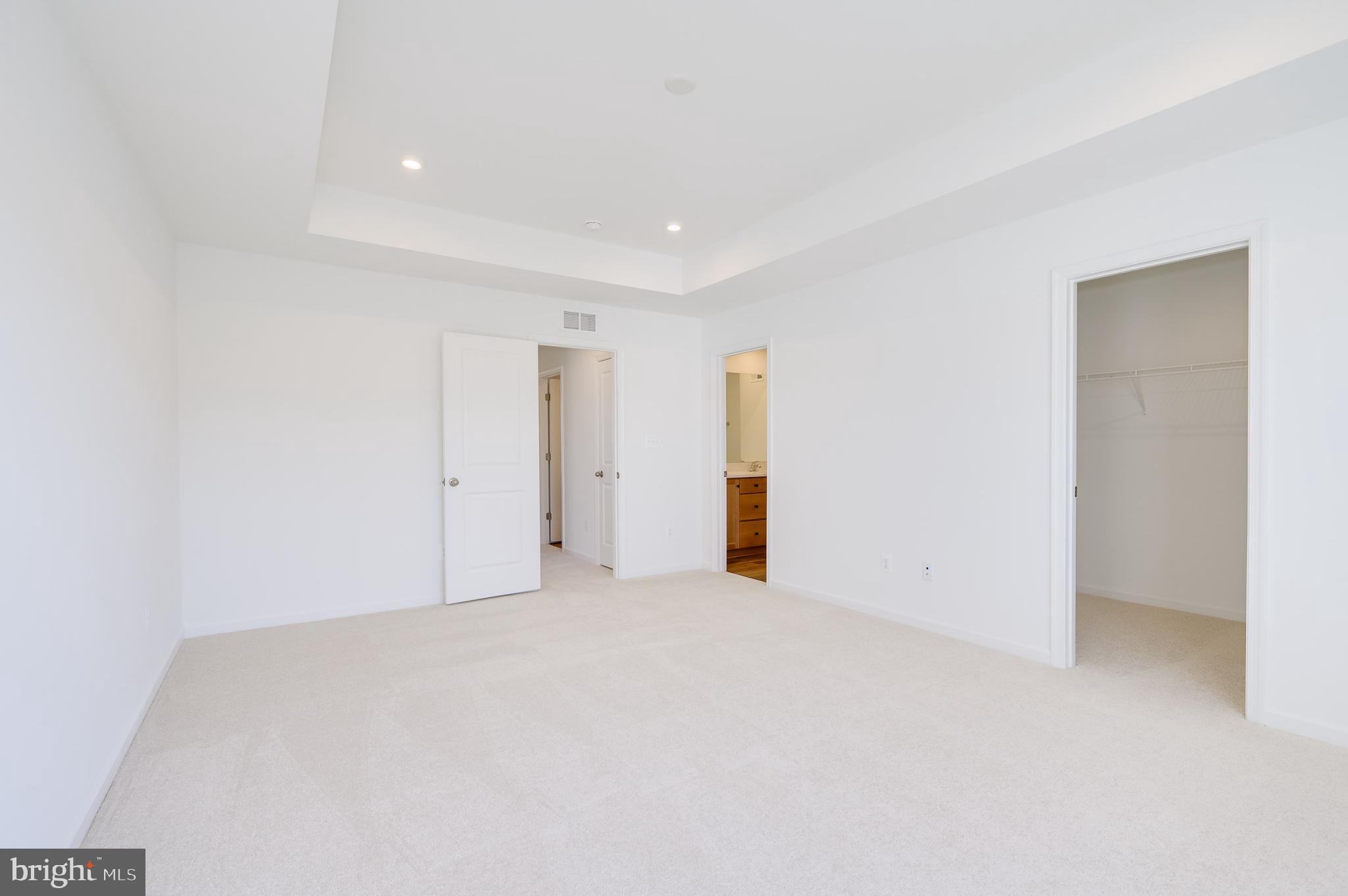 MARTINSBURG STATION - Residential Lease