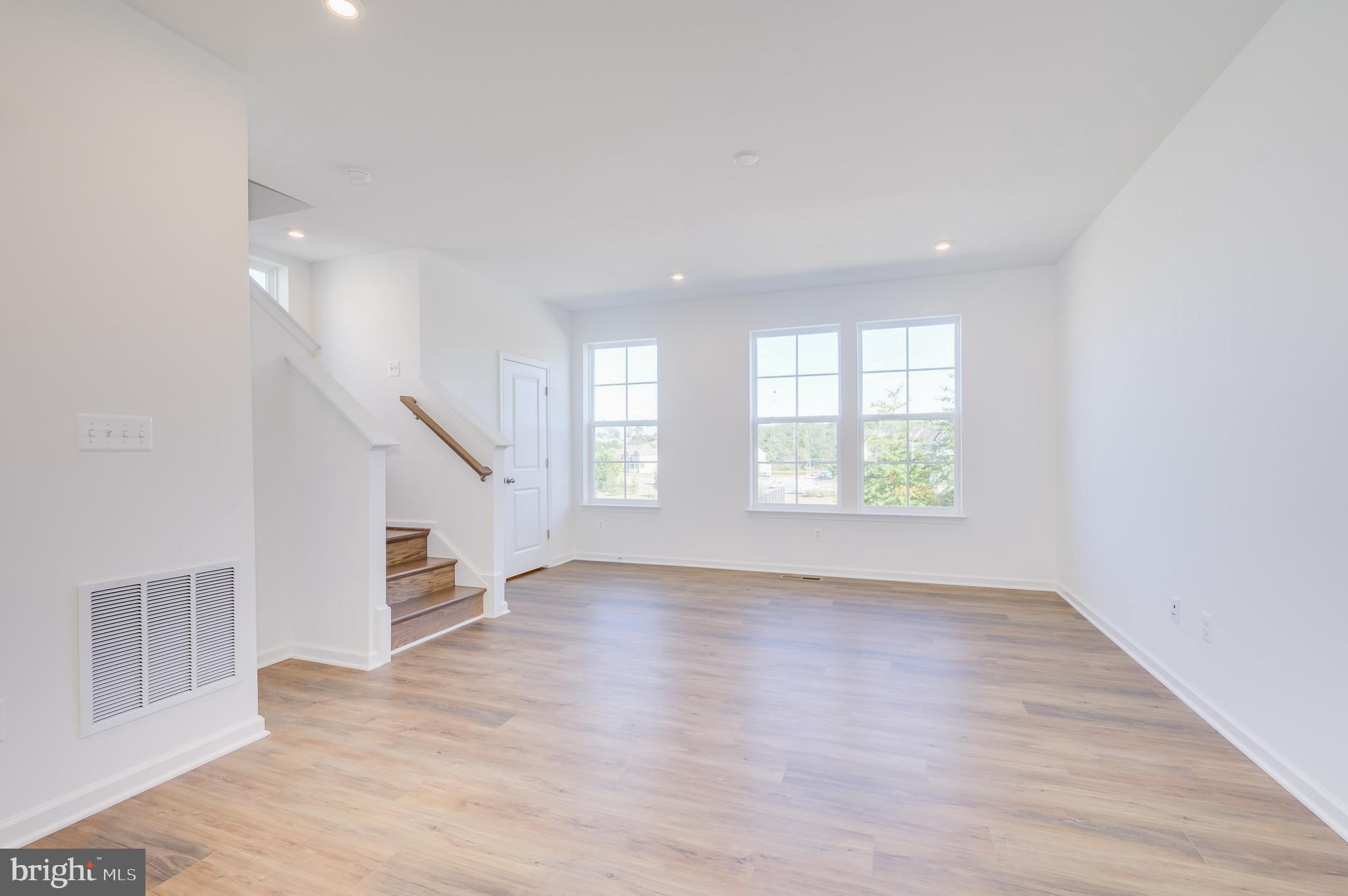 MARTINSBURG STATION - Residential Lease