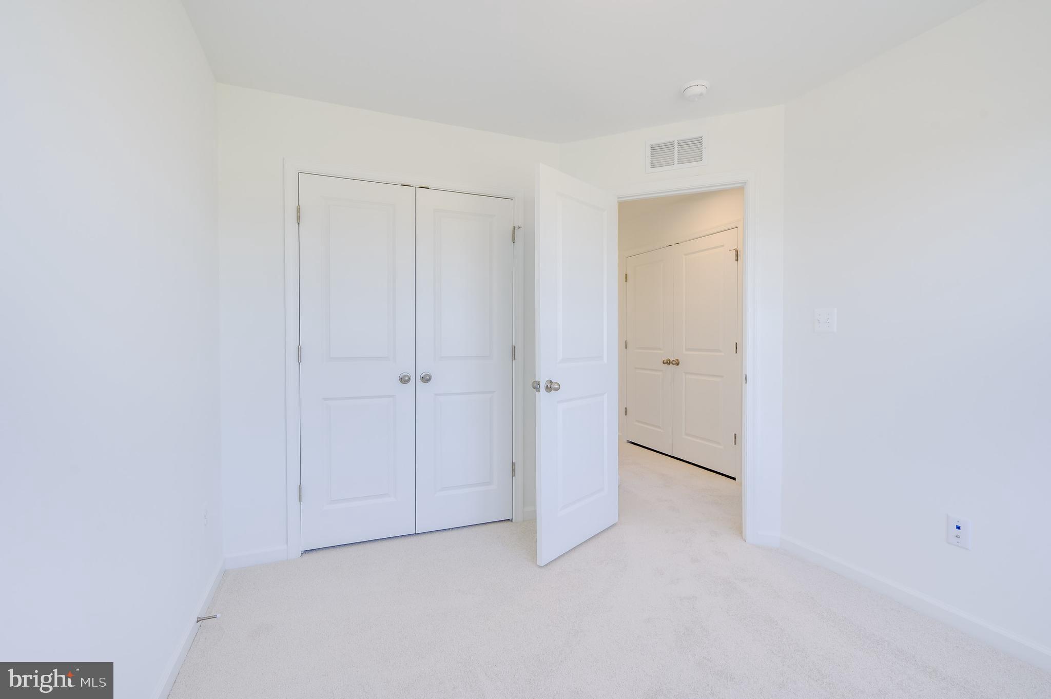 MARTINSBURG STATION - Residential Lease