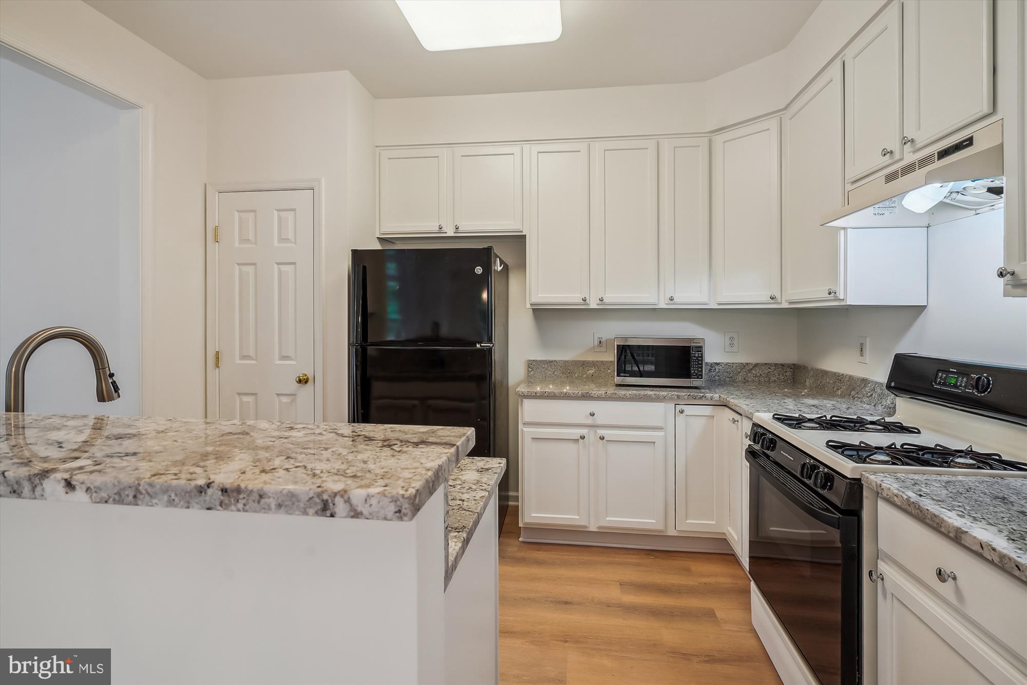 SOMERSET - Residential