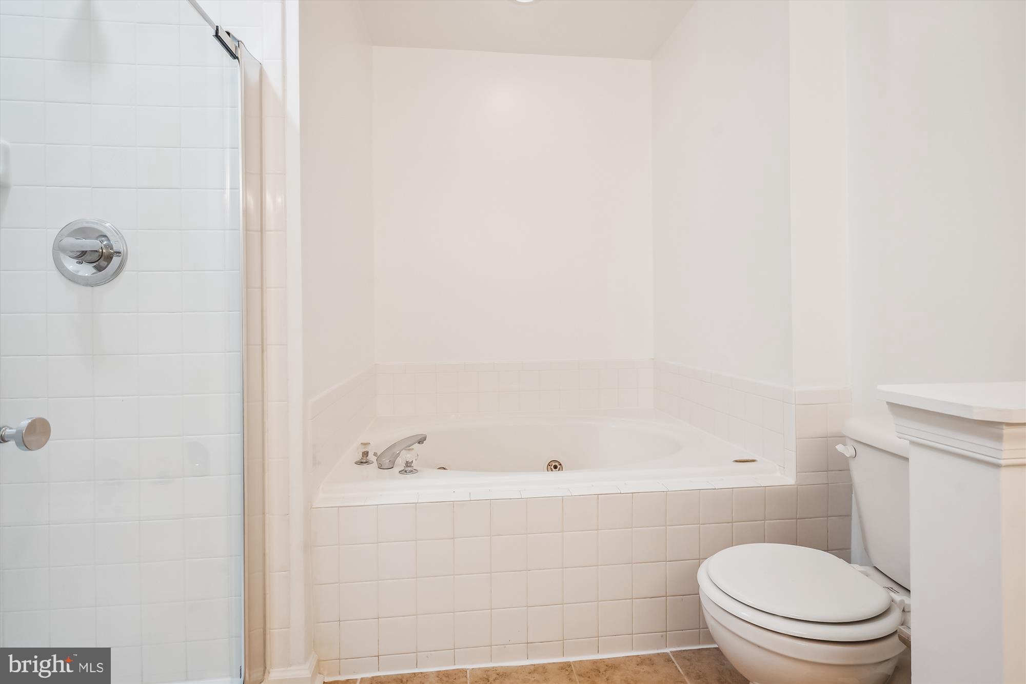 SOMERSET - Residential