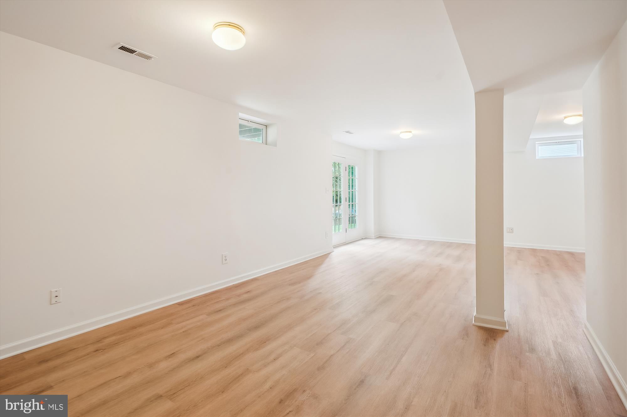 SOMERSET - Residential