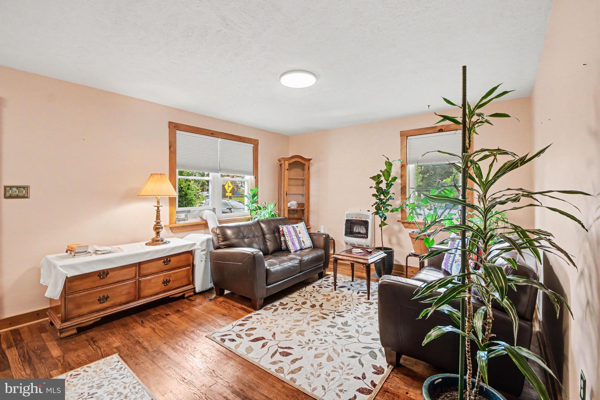 436 RICHLANDTOWN PIKE