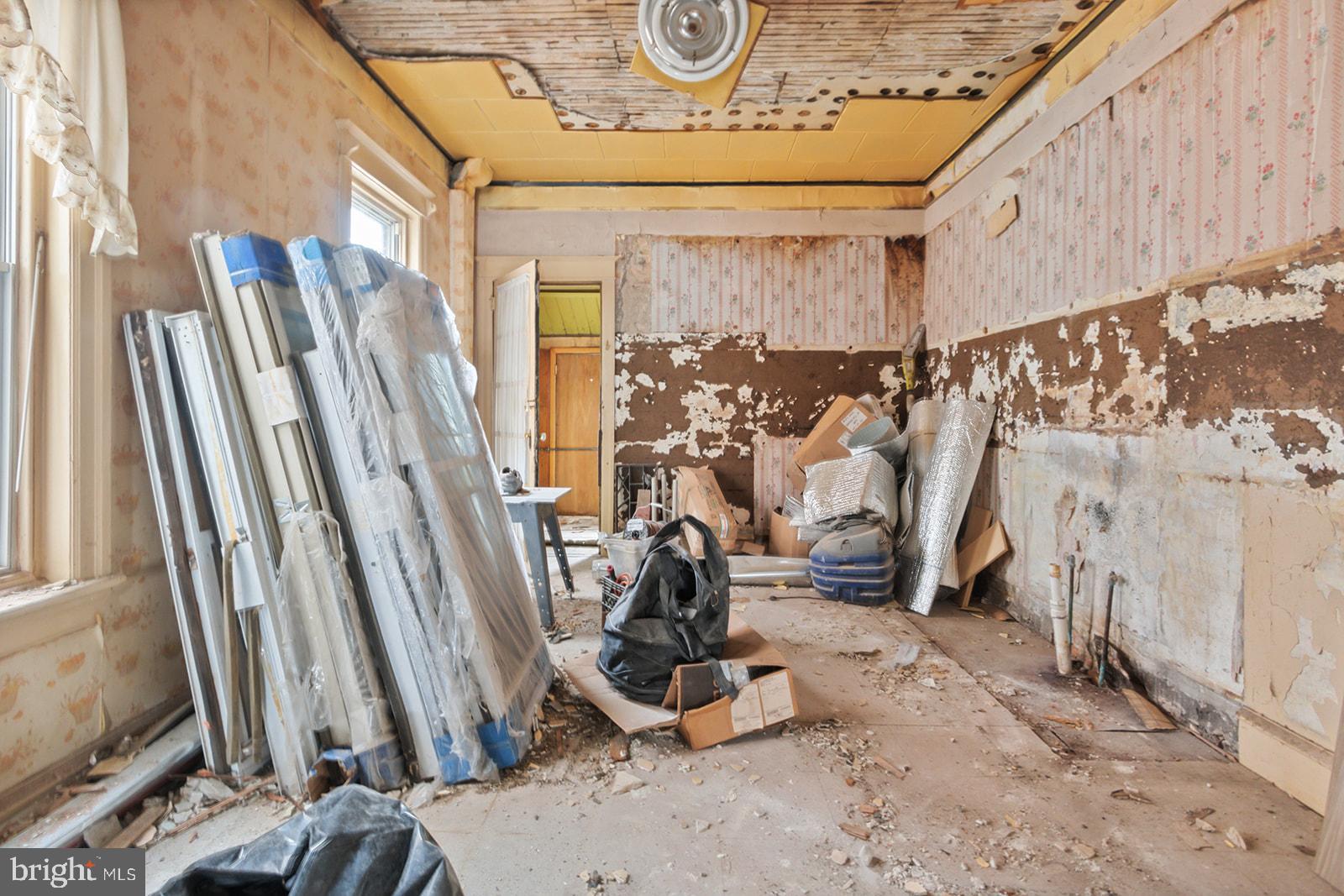 OVERBROOK - Residential