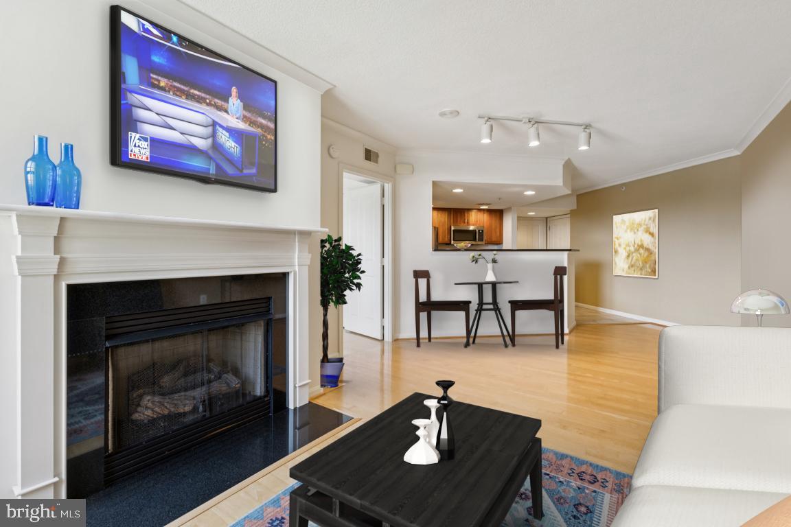 2220 FAIRFAX DRIVE 309