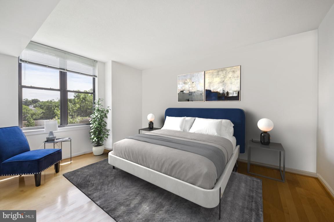 2220 FAIRFAX DRIVE 309
