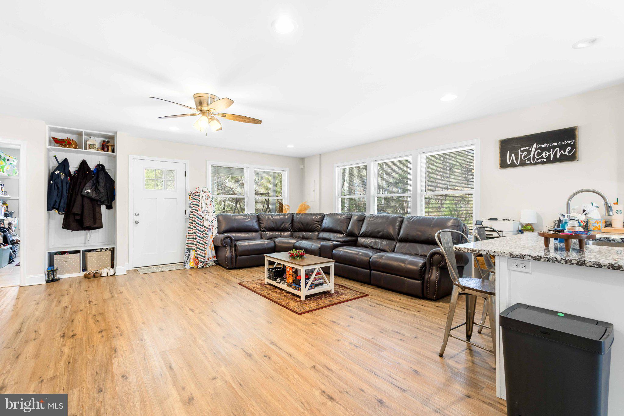 45 JAWS COURT