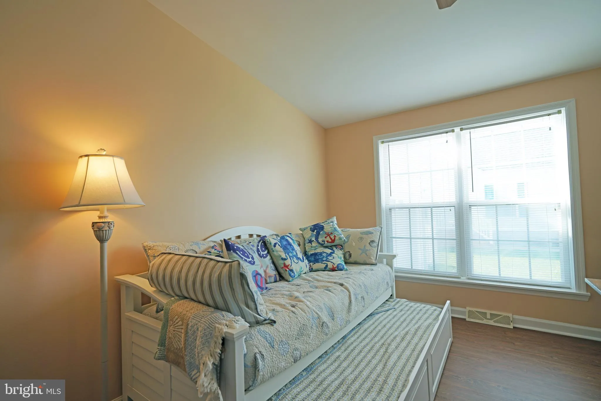 Lewes, Delaware 19958, United States, 2 Bedrooms Bedrooms, ,2 BathroomsBathrooms,Residential,Pending,102646