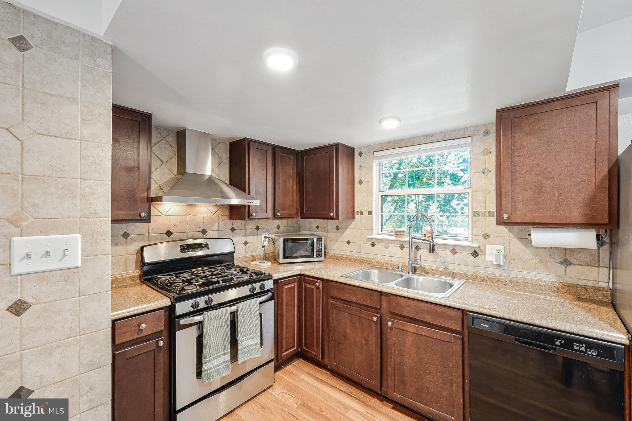 DALE CITY - Residential