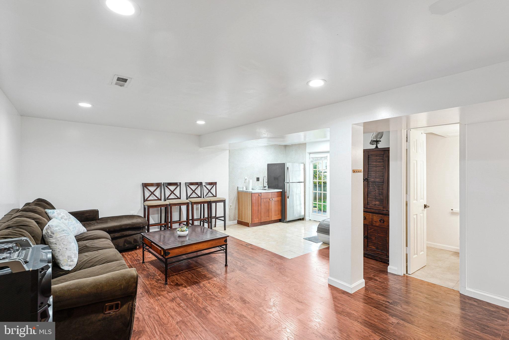 DALE CITY - Residential