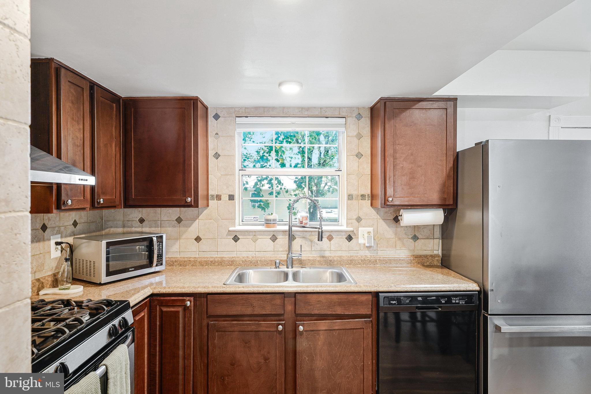 DALE CITY - Residential