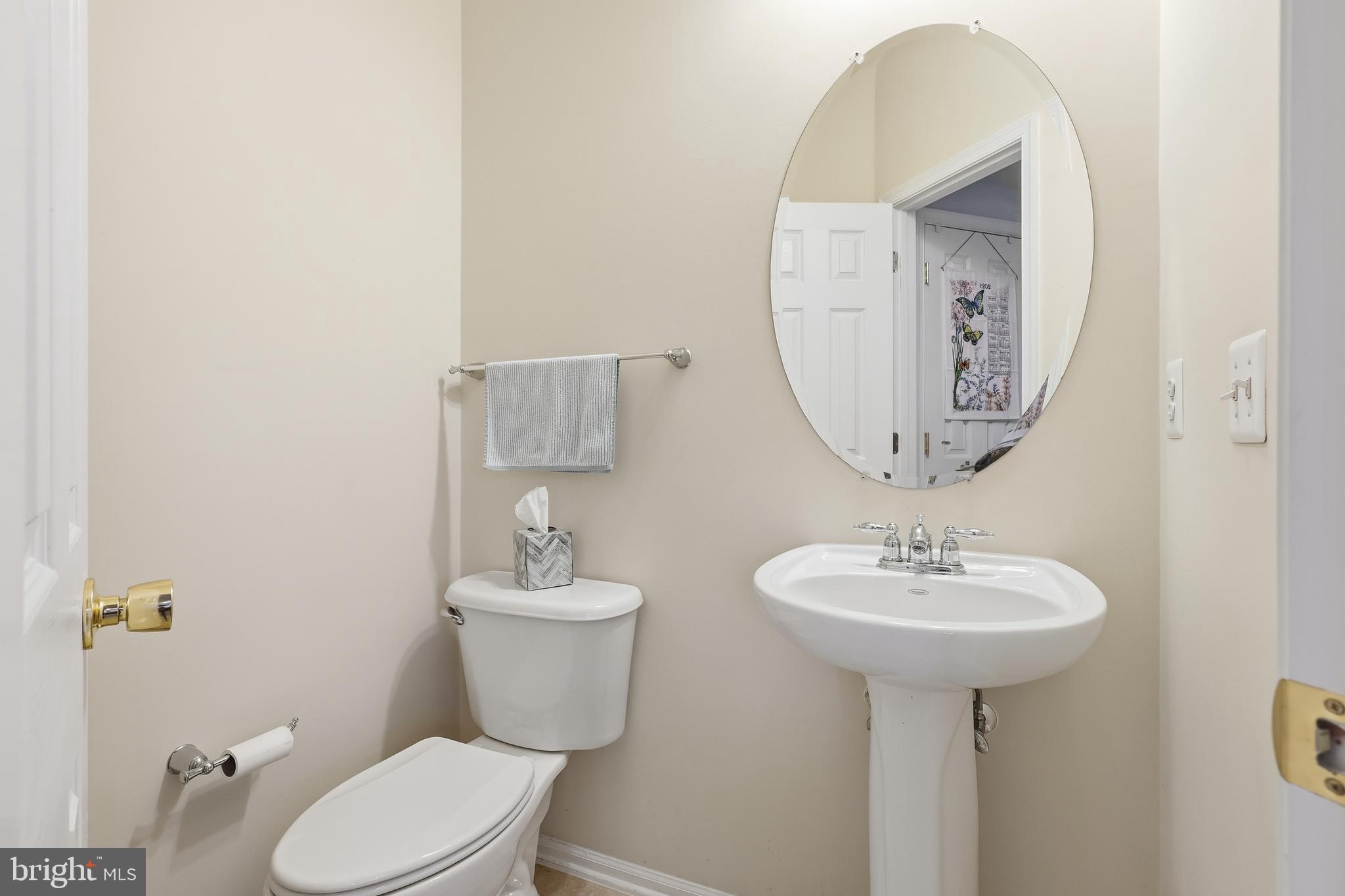 THE TOWNES CONDOMINIUM - Residential